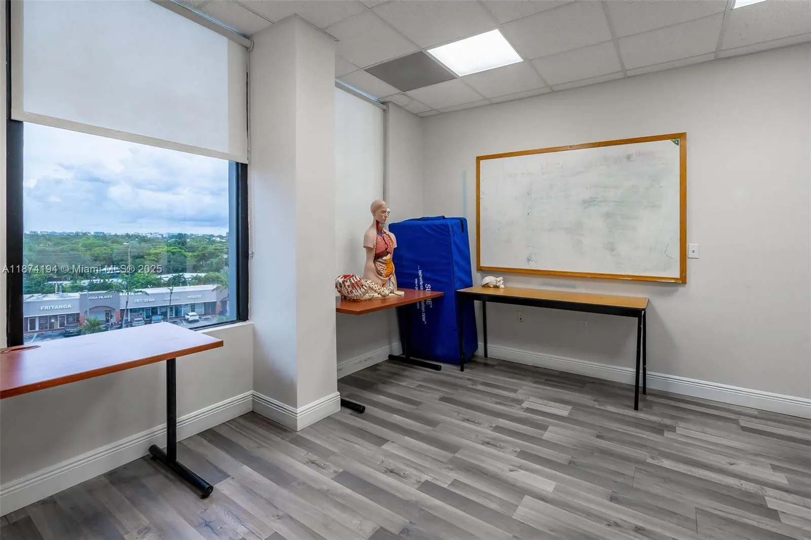 12550 Biscayne Blvd 500, North Miami, Florida 3318, North Miami, Florida 33181, ,Commercial Sale,For Sale,12550 Biscayne Blvd 500, North Miami, Florida 3318,A11874194