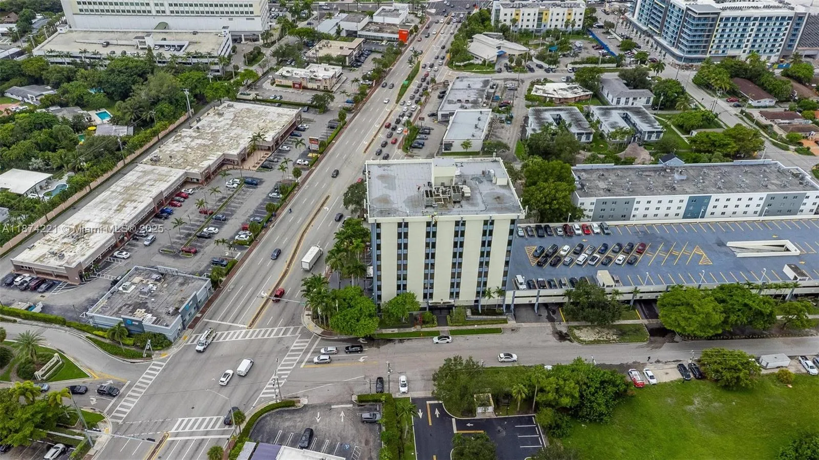 12550 Biscayne Blvd 505, North Miami, Florida 3318, North Miami, Florida 33181, ,Commercial Sale,For Sale,12550 Biscayne Blvd 505, North Miami, Florida 3318,A11874221