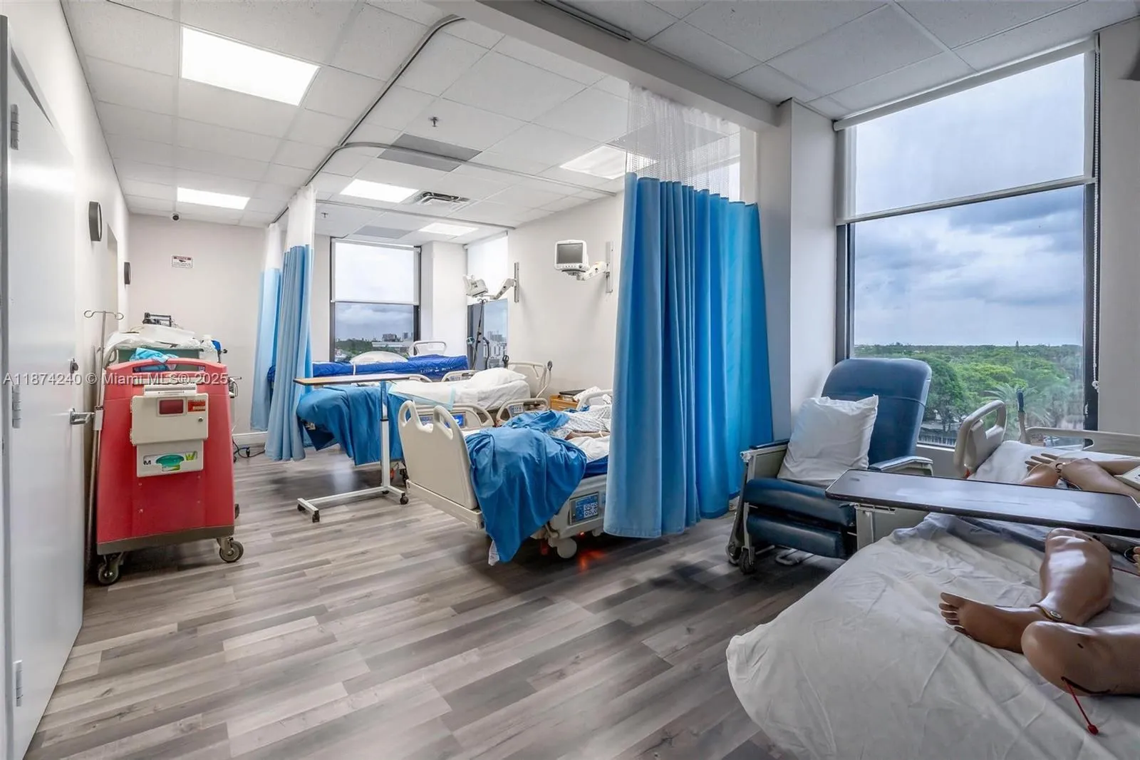 12550 Biscayne Blvd 500, North Miami, Florida 3318, North Miami, Florida 33181, ,Commercial Lease,For Rent,12550 Biscayne Blvd 500, North Miami, Florida 3318,A11874240