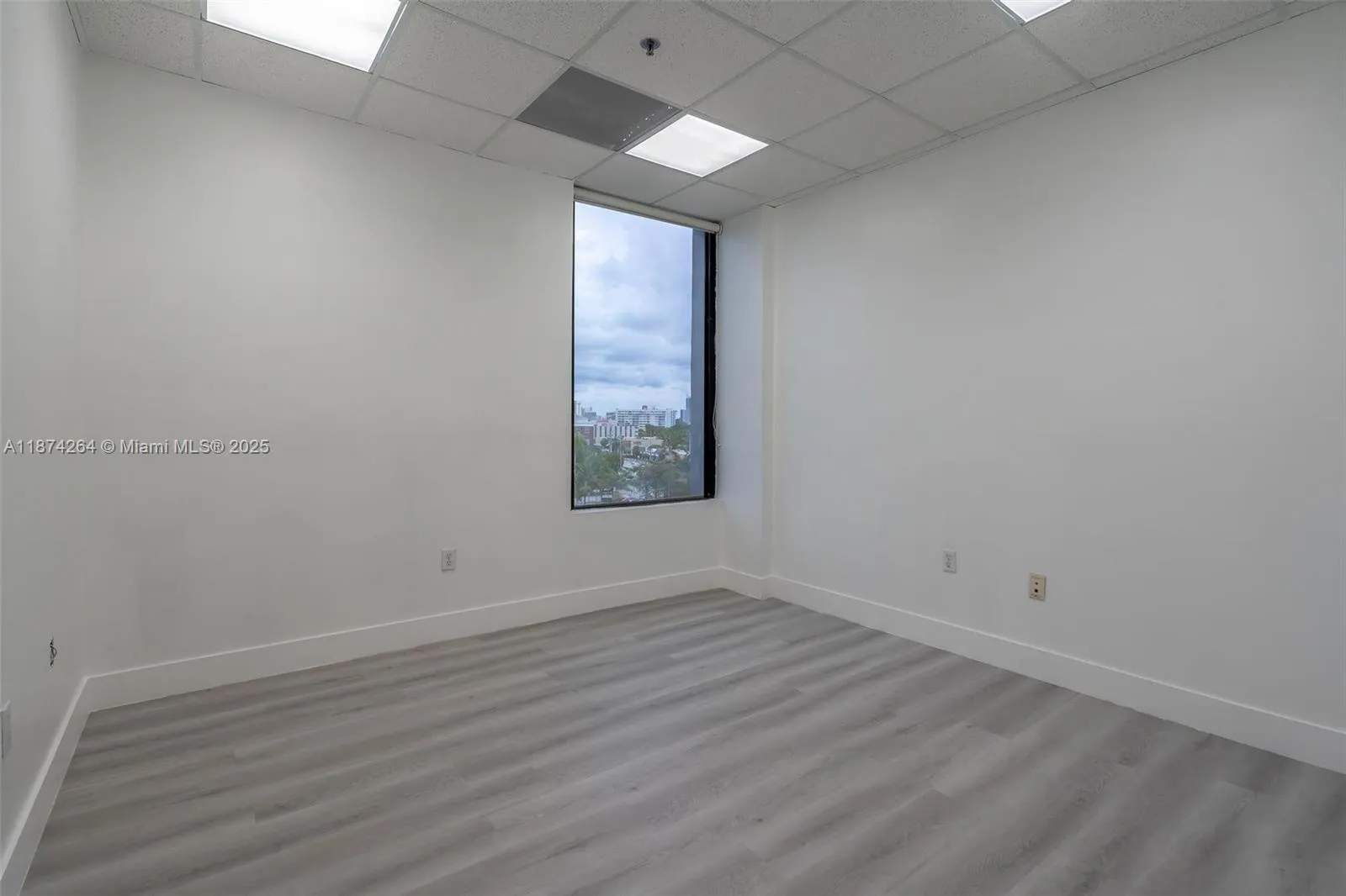 12550 Biscayne Blvd 505, North Miami, Florida 3318, North Miami, Florida 33181, ,Commercial Lease,For Rent,12550 Biscayne Blvd 505, North Miami, Florida 3318,A11874264