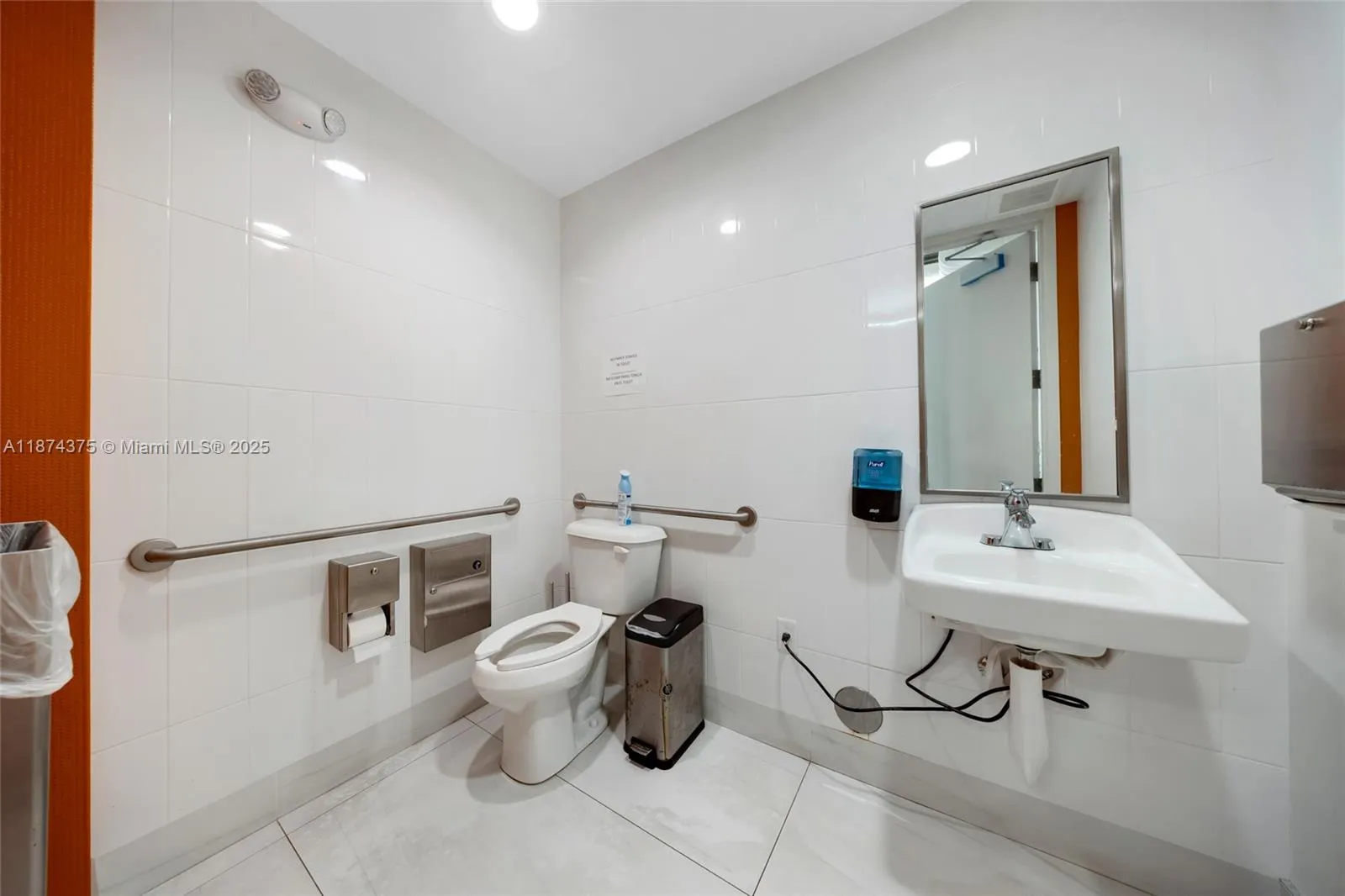 4725 Sw 8th St, Miami, Florida 33134, Miami, Florida 33134, ,Commercial Lease,For Rent,4725 Sw 8th St, Miami, Florida 33134,A11874375