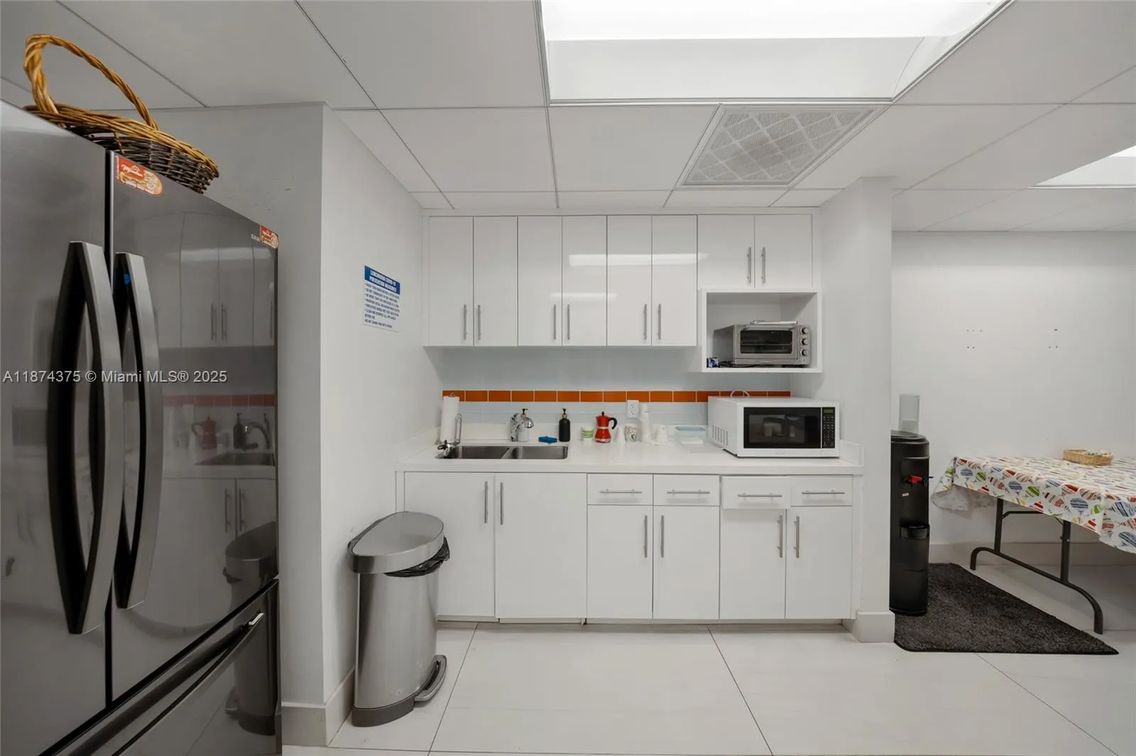 4725 Sw 8th St, Miami, Florida 33134, Miami, Florida 33134, ,Commercial Lease,For Rent,4725 Sw 8th St, Miami, Florida 33134,A11874375