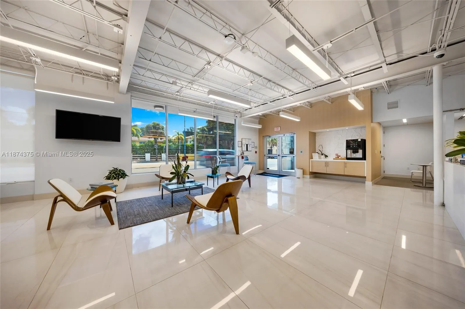 4725 Sw 8th St, Miami, Florida 33134, Miami, Florida 33134, ,Commercial Lease,For Rent,4725 Sw 8th St, Miami, Florida 33134,A11874375