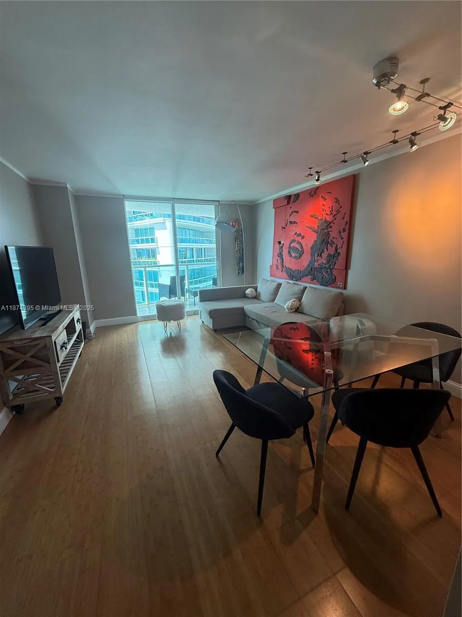 2101 Brickell Ave 508, Miami, Florida 33129, Miami, Florida 33129, 1 Bedroom Bedrooms, ,1 BathroomBathrooms,Residential Lease,For Rent,2101 Brickell Ave 508, Miami, Florida 33129,A11874395
