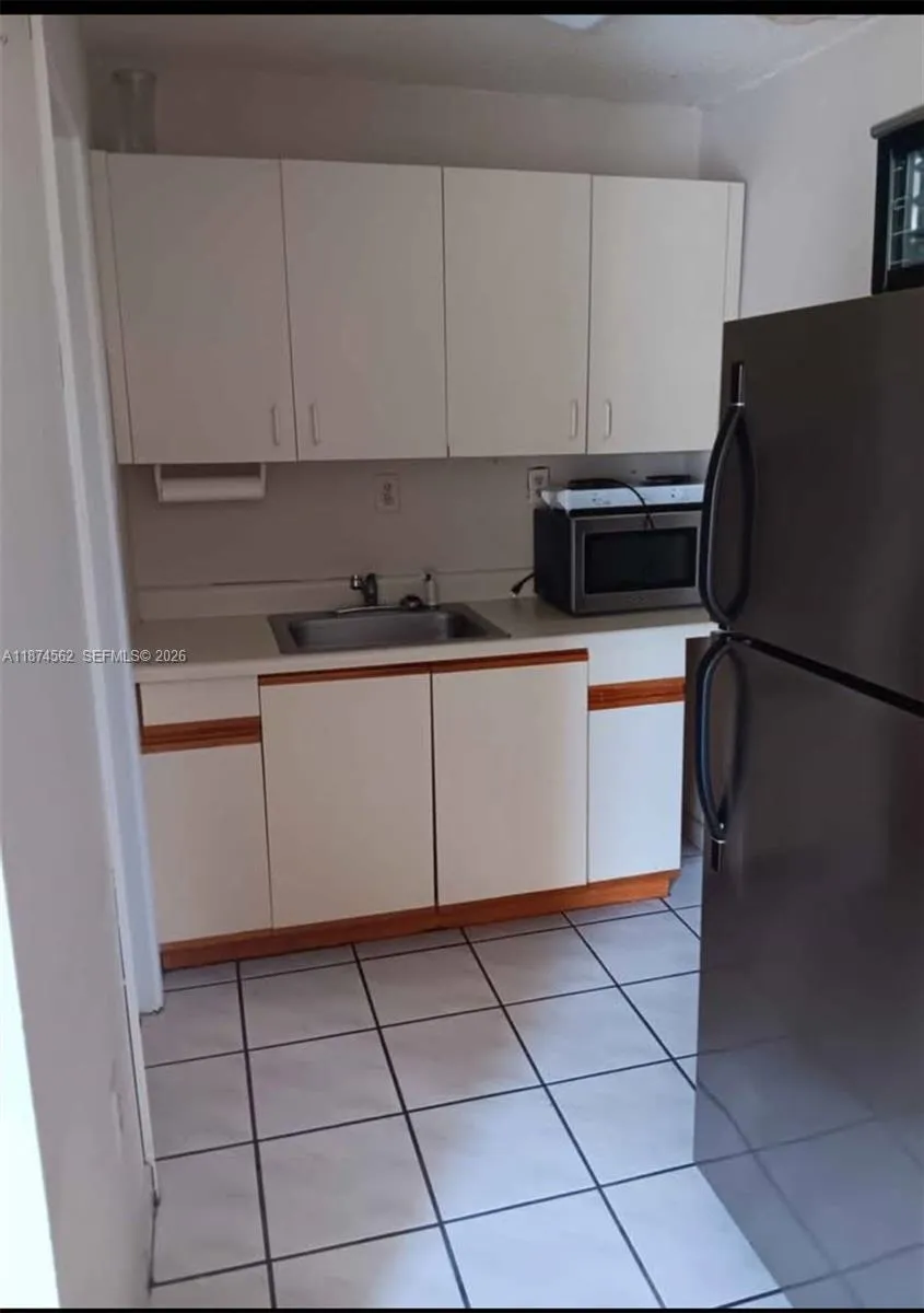 9360 Sw 37th St, Miami, Florida 33165, Miami, Florida 33165, ,Residential Income,For Sale,9360 Sw 37th St, Miami, Florida 33165,A11874562