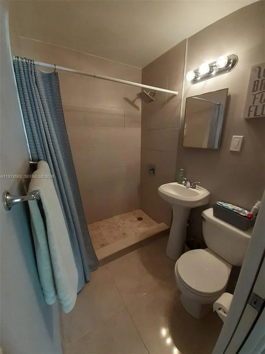 9360 Sw 37th St, Miami, Florida 33165, Miami, Florida 33165, ,Residential Income,For Sale,9360 Sw 37th St, Miami, Florida 33165,A11874562