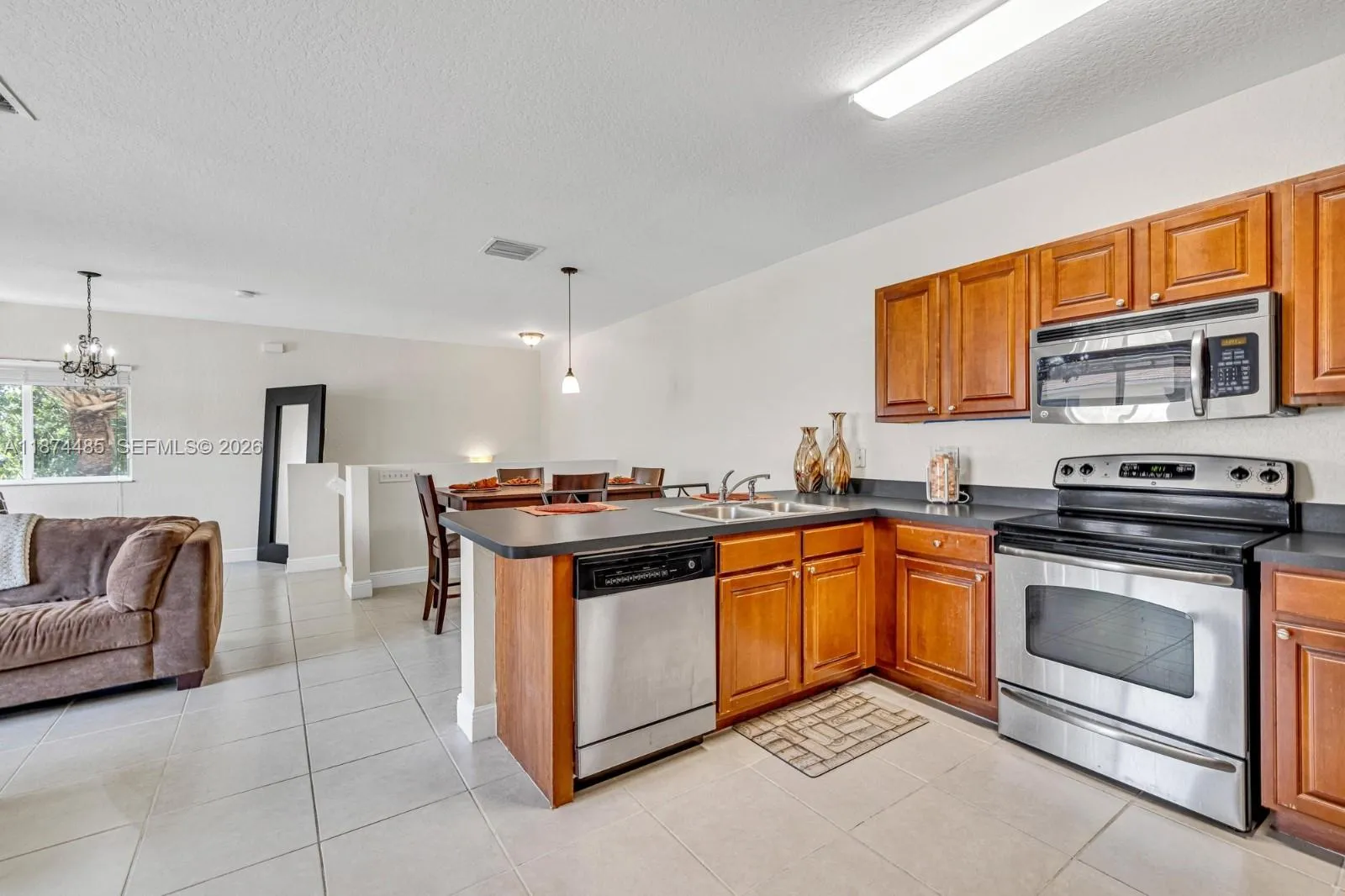 7400 Palomino Dr 522-5, Davie, Florida 33024, Davie, Florida 33024, 2 Bedrooms Bedrooms, ,2 BathroomsBathrooms,Residential,For Sale,7400 Palomino Dr 522-5, Davie, Florida 33024,A11874485