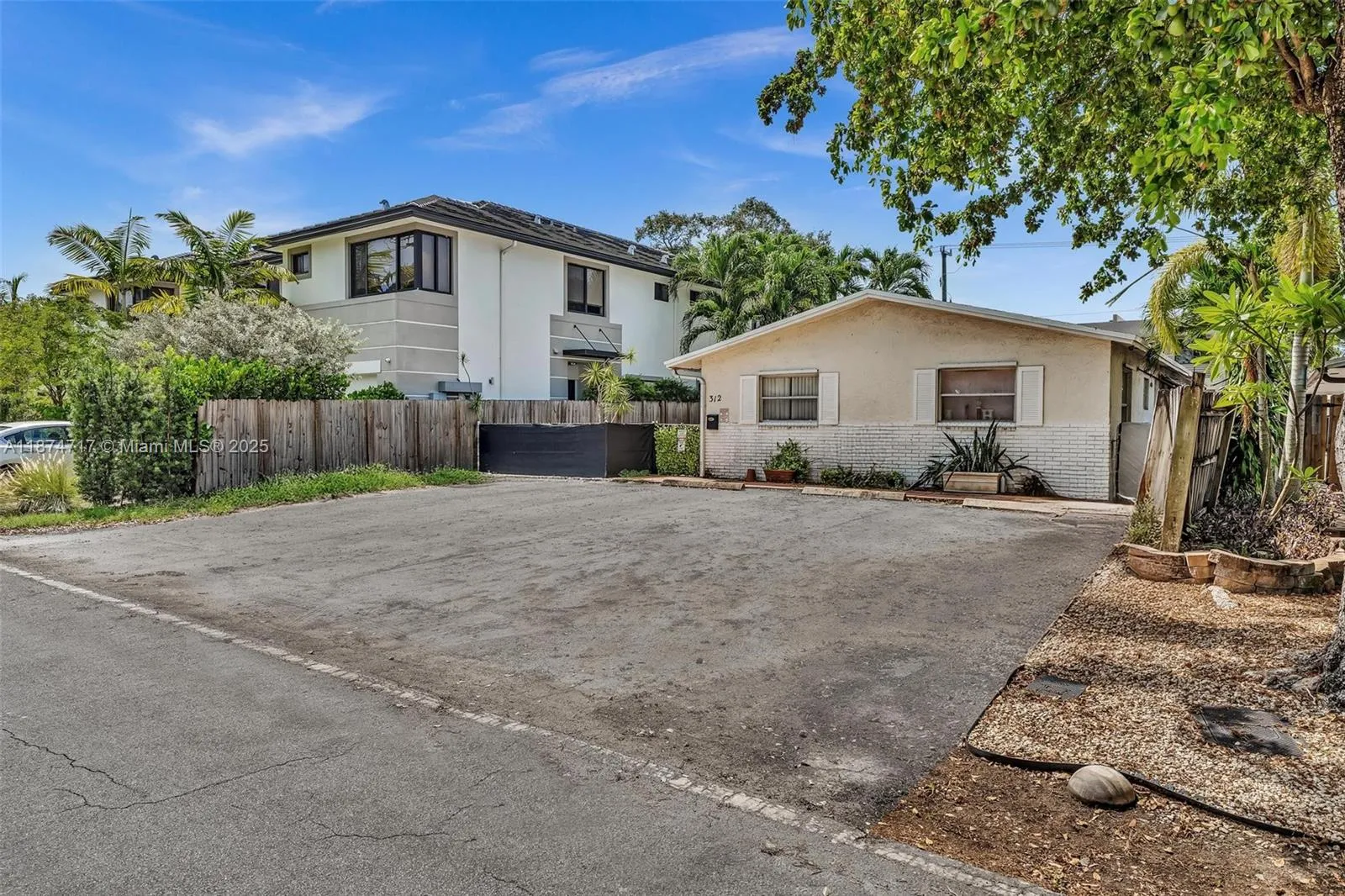 312 Sw 9th St, Fort Lauderdale, Florida 33315, Fort Lauderdale, Florida 33315, ,Residential Income,For Sale,312 Sw 9th St, Fort Lauderdale, Florida 33315,A11874717