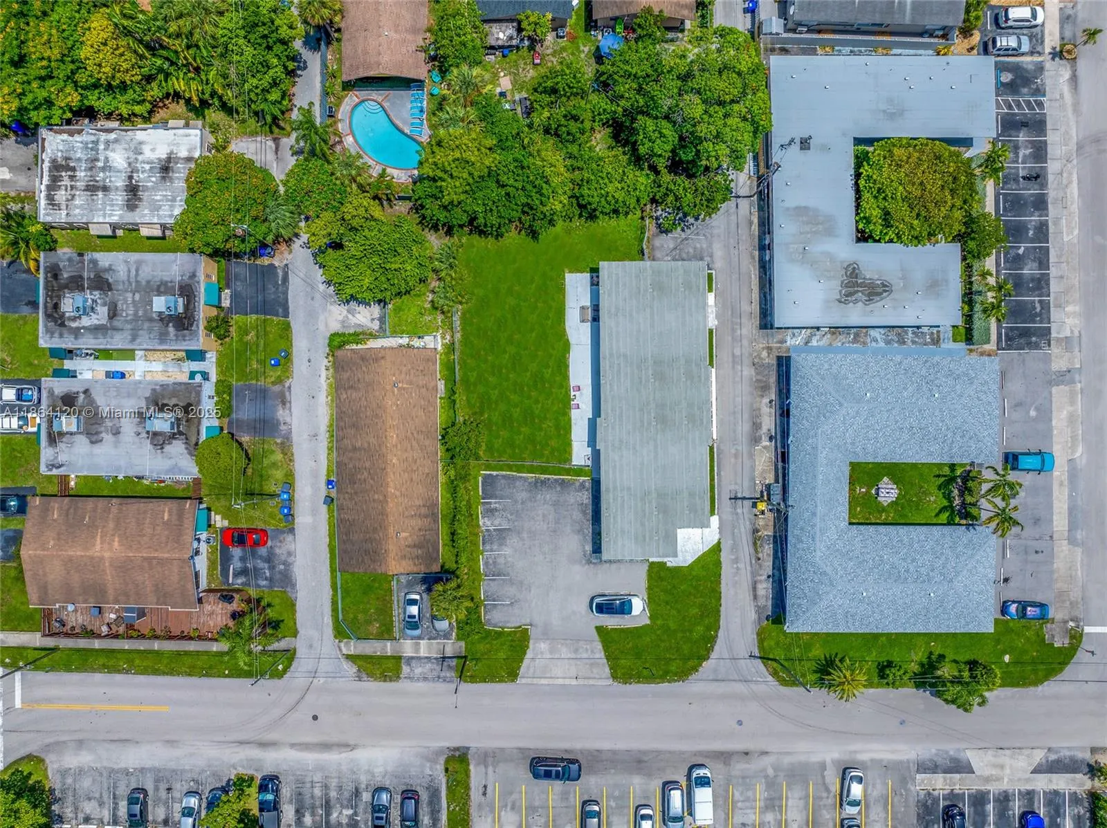 1807 N 17th Ave, Hollywood, Florida 33020, Hollywood, Florida 33020, ,Residential Income,For Sale,1807 N 17th Ave, Hollywood, Florida 33020,A11864120
