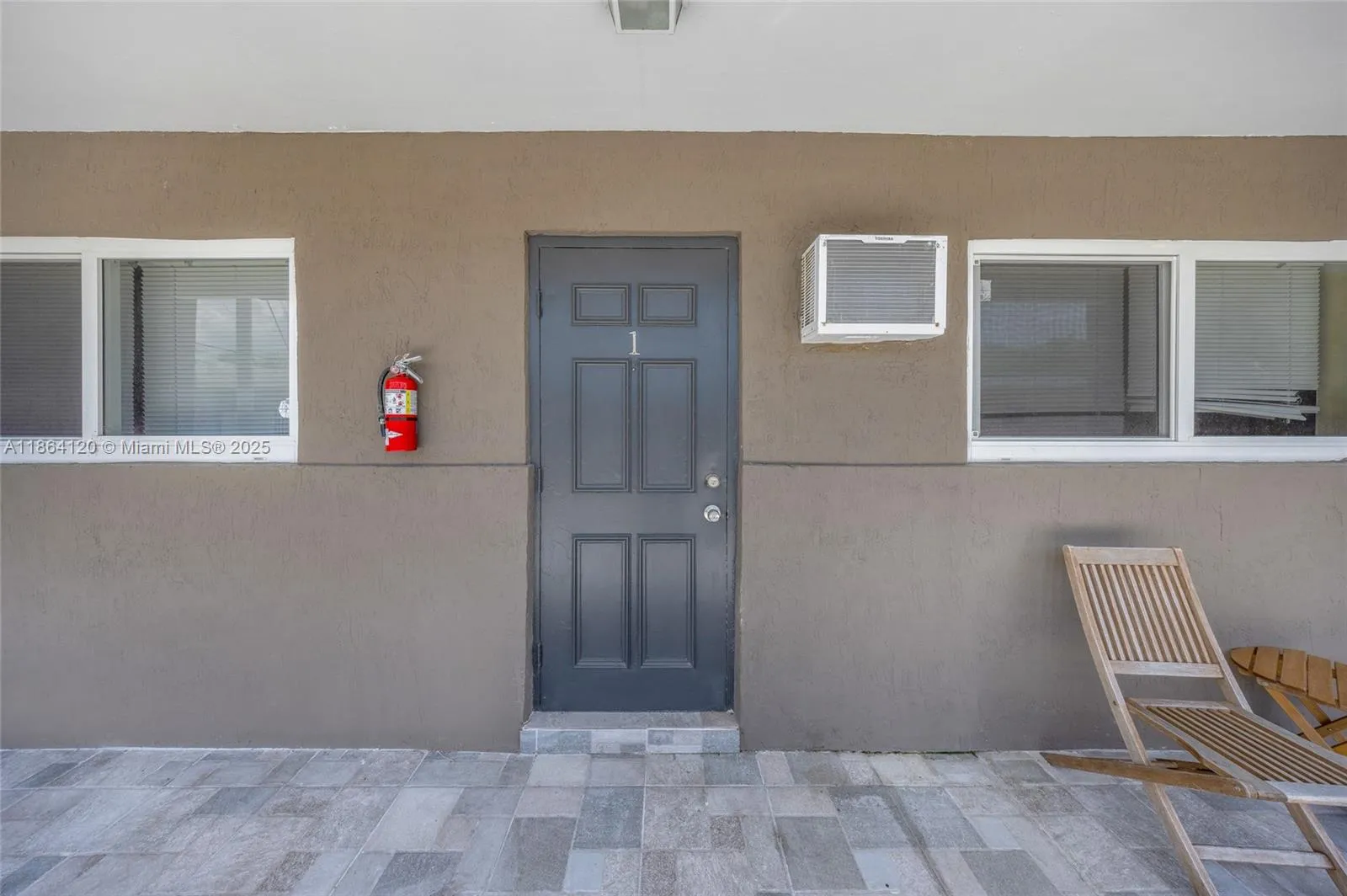 1807 N 17th Ave, Hollywood, Florida 33020, Hollywood, Florida 33020, ,Residential Income,For Sale,1807 N 17th Ave, Hollywood, Florida 33020,A11864120