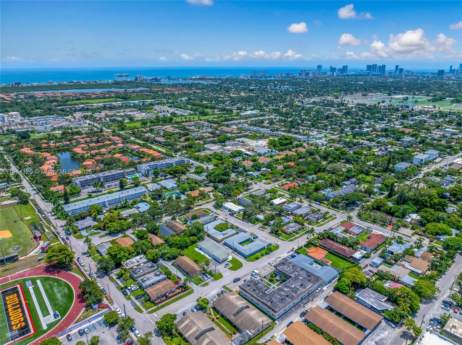 1807 N 17th Ave, Hollywood, Florida 33020, Hollywood, Florida 33020, ,Residential Income,For Sale,1807 N 17th Ave, Hollywood, Florida 33020,A11864120