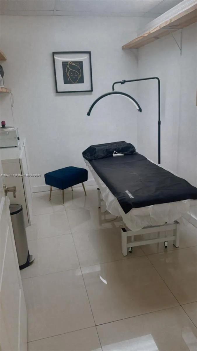 13720 Biscayne Blvd, North Miami Beach, Florida 33, North Miami Beach, Florida 33181, ,Business Opportunity,For Sale,13720 Biscayne Blvd, North Miami Beach, Florida 33,A11874677