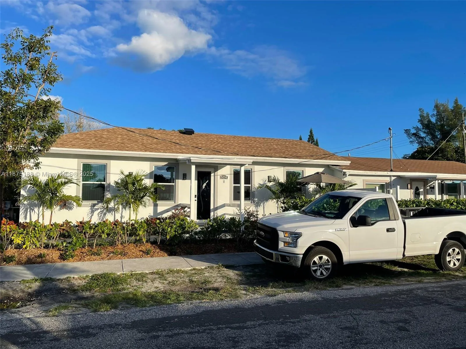 524 Nw 10th, Hallandale Beach, Florida 33009, Hallandale Beach, Florida 33009, ,Residential Income,For Sale,524 Nw 10th, Hallandale Beach, Florida 33009,A11875188