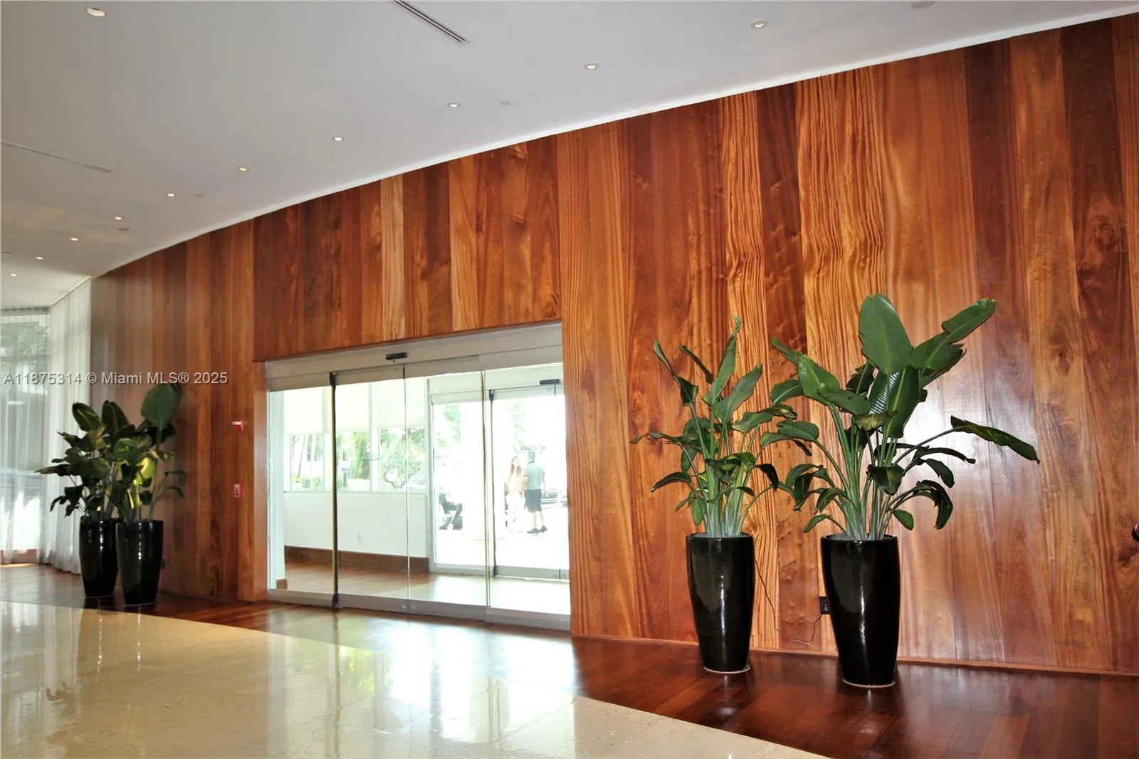 5161 Collins Ave 603, Miami Beach, Florida 33140, Miami Beach, Florida 33140, 2 Bedrooms Bedrooms, ,2 BathroomsBathrooms,Residential Lease,For Rent,5161 Collins Ave 603, Miami Beach, Florida 33140,A11875314