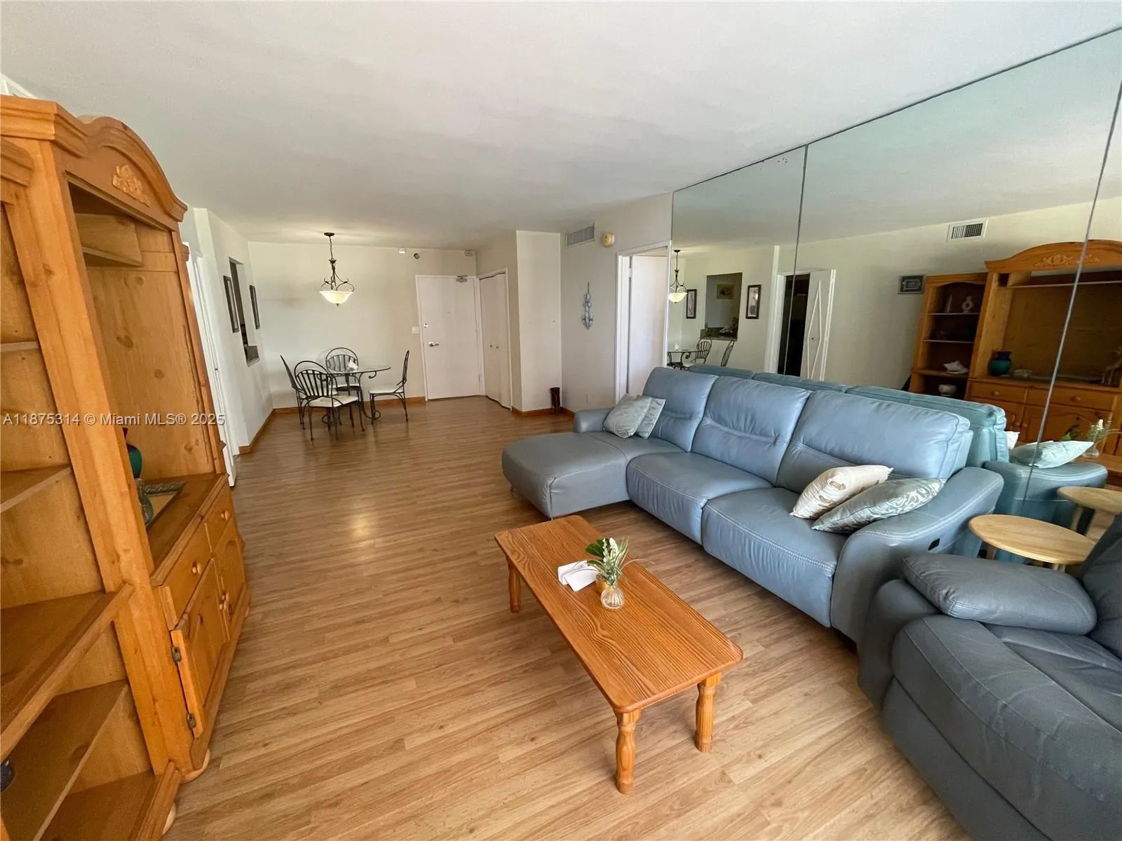 5161 Collins Ave 603, Miami Beach, Florida 33140, Miami Beach, Florida 33140, 2 Bedrooms Bedrooms, ,2 BathroomsBathrooms,Residential Lease,For Rent,5161 Collins Ave 603, Miami Beach, Florida 33140,A11875314