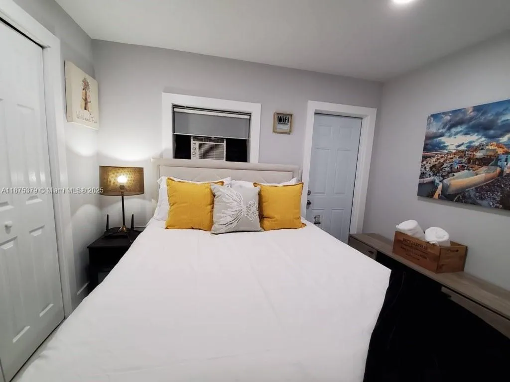 1925-1927 Rodman St, Hollywood, Florida 33020, Hollywood, Florida 33020, ,Residential Income,For Sale,1925-1927 Rodman St, Hollywood, Florida 33020,A11875379