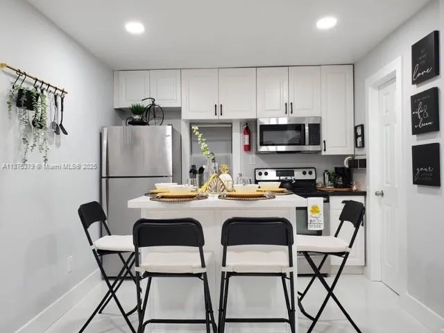 1925-1927 Rodman St, Hollywood, Florida 33020, Hollywood, Florida 33020, ,Residential Income,For Sale,1925-1927 Rodman St, Hollywood, Florida 33020,A11875379