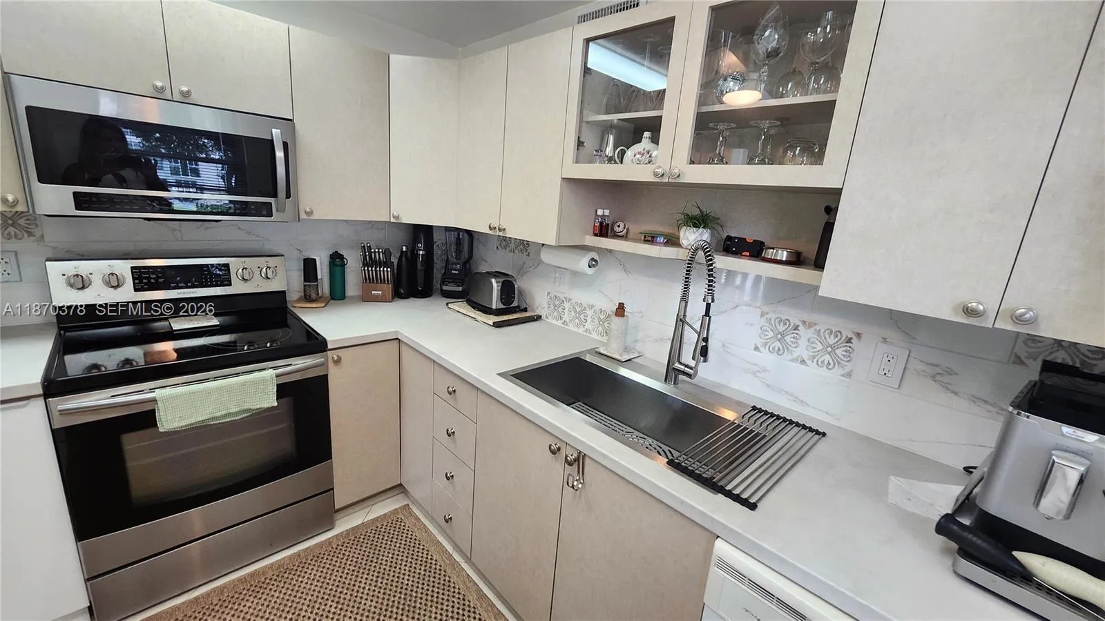 2001 Ventnor G 2001, Deerfield Beach, Florida 3344, Deerfield Beach, Florida 33442, 2 Bedrooms Bedrooms, ,2 BathroomsBathrooms,Residential,For Sale,2001 Ventnor G 2001, Deerfield Beach, Florida 3344,A11870378