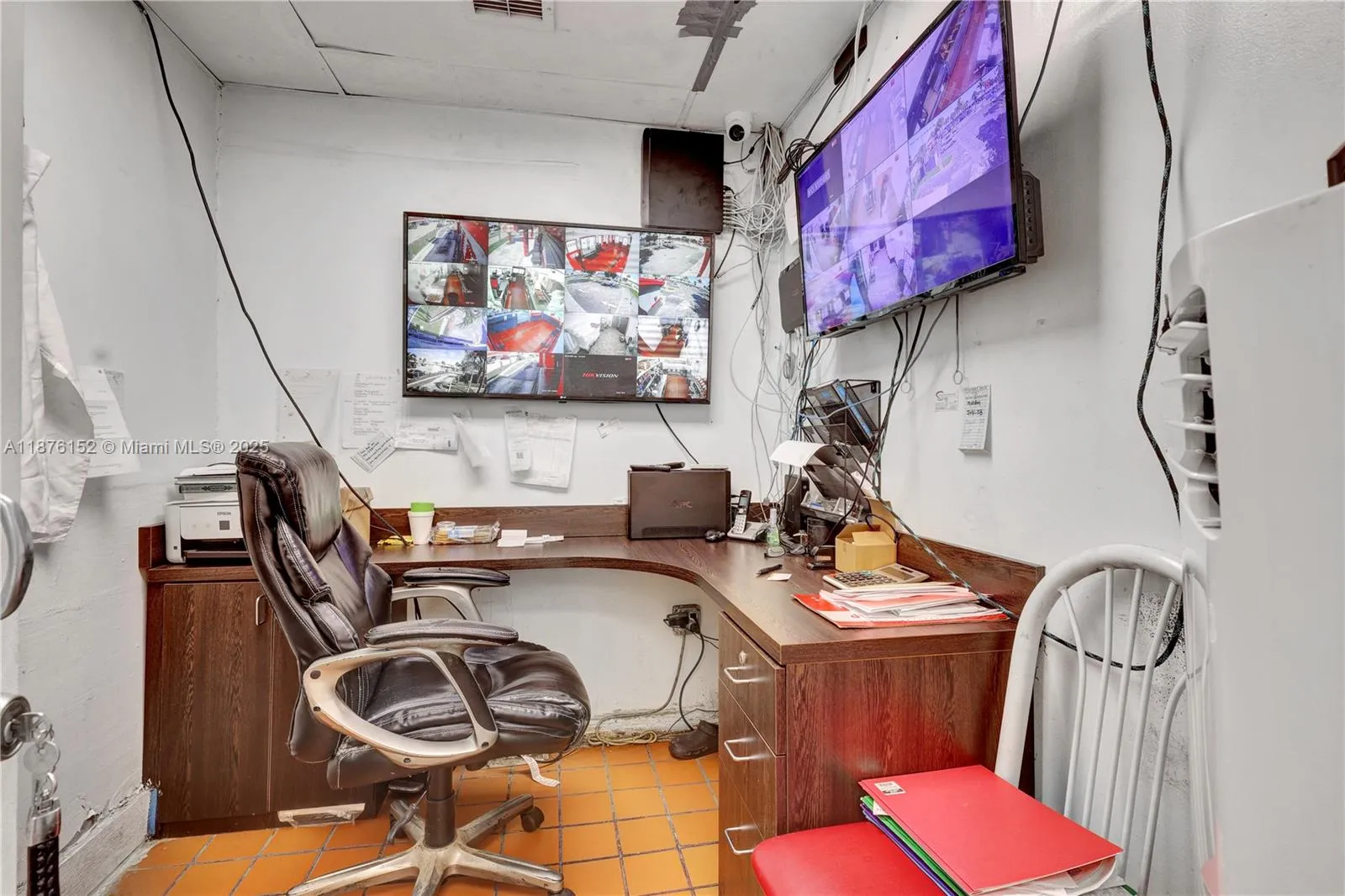 4775 Nw 183rd St, Miami Gardens, Florida 33055, Miami Gardens, Florida 33055, ,Commercial Sale,For Sale,4775 Nw 183rd St, Miami Gardens, Florida 33055,A11876152