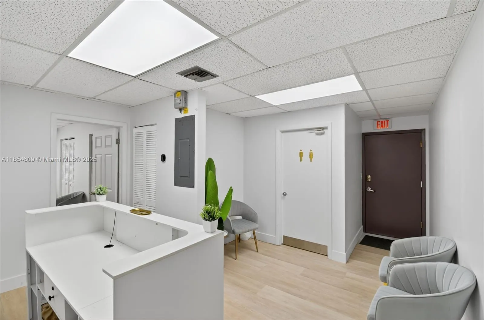 501 Golden Isles Dr #204c, Hallandale Beach, Flori, Hallandale Beach, Florida 33009, ,Business Opportunity,For Sale,501 Golden Isles Dr #204c, Hallandale Beach, Flori,A11854609