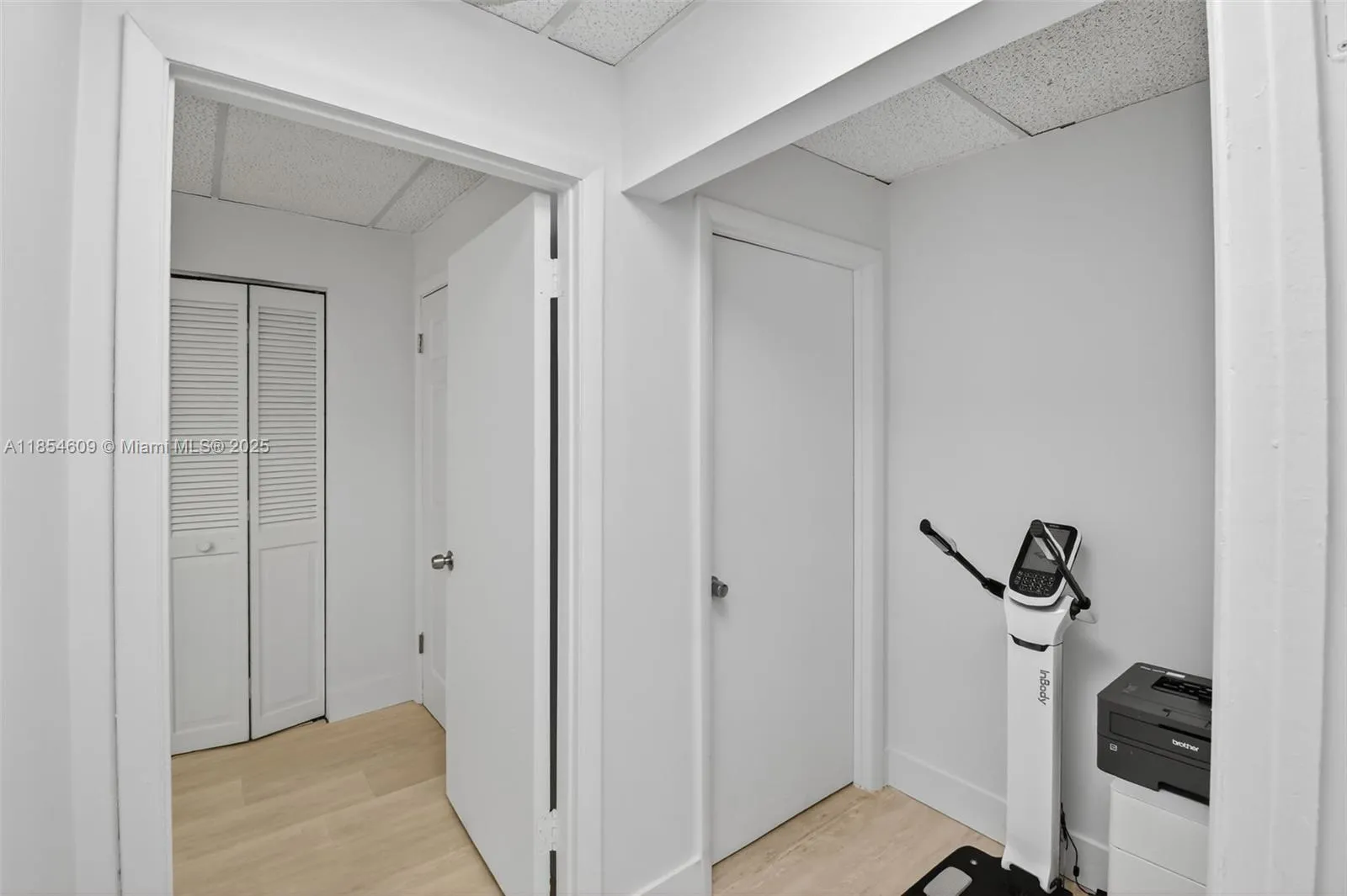 501 Golden Isles Dr #204c, Hallandale Beach, Flori, Hallandale Beach, Florida 33009, ,Business Opportunity,For Sale,501 Golden Isles Dr #204c, Hallandale Beach, Flori,A11854609