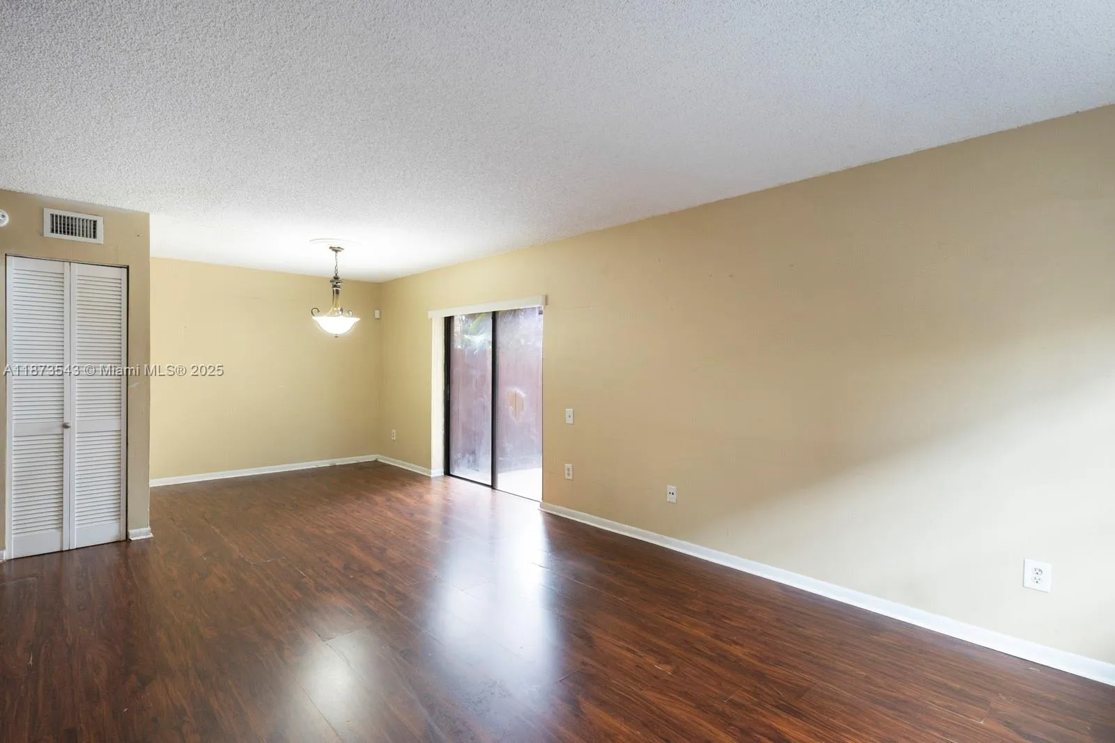 6924 Sw 114th Pl H56, Miami, Florida 33173, Miami, Florida 33173, 3 Bedrooms Bedrooms, ,2 BathroomsBathrooms,Residential,For Sale,6924 Sw 114th Pl H56, Miami, Florida 33173,A11873543