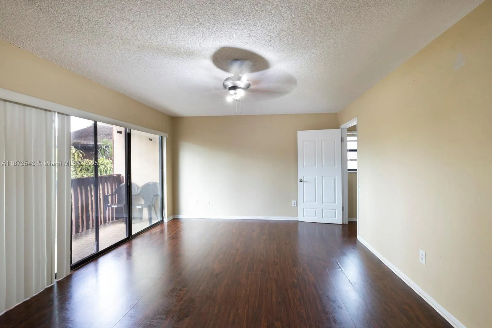 6924 Sw 114th Pl H56, Miami, Florida 33173, Miami, Florida 33173, 3 Bedrooms Bedrooms, ,2 BathroomsBathrooms,Residential,For Sale,6924 Sw 114th Pl H56, Miami, Florida 33173,A11873543