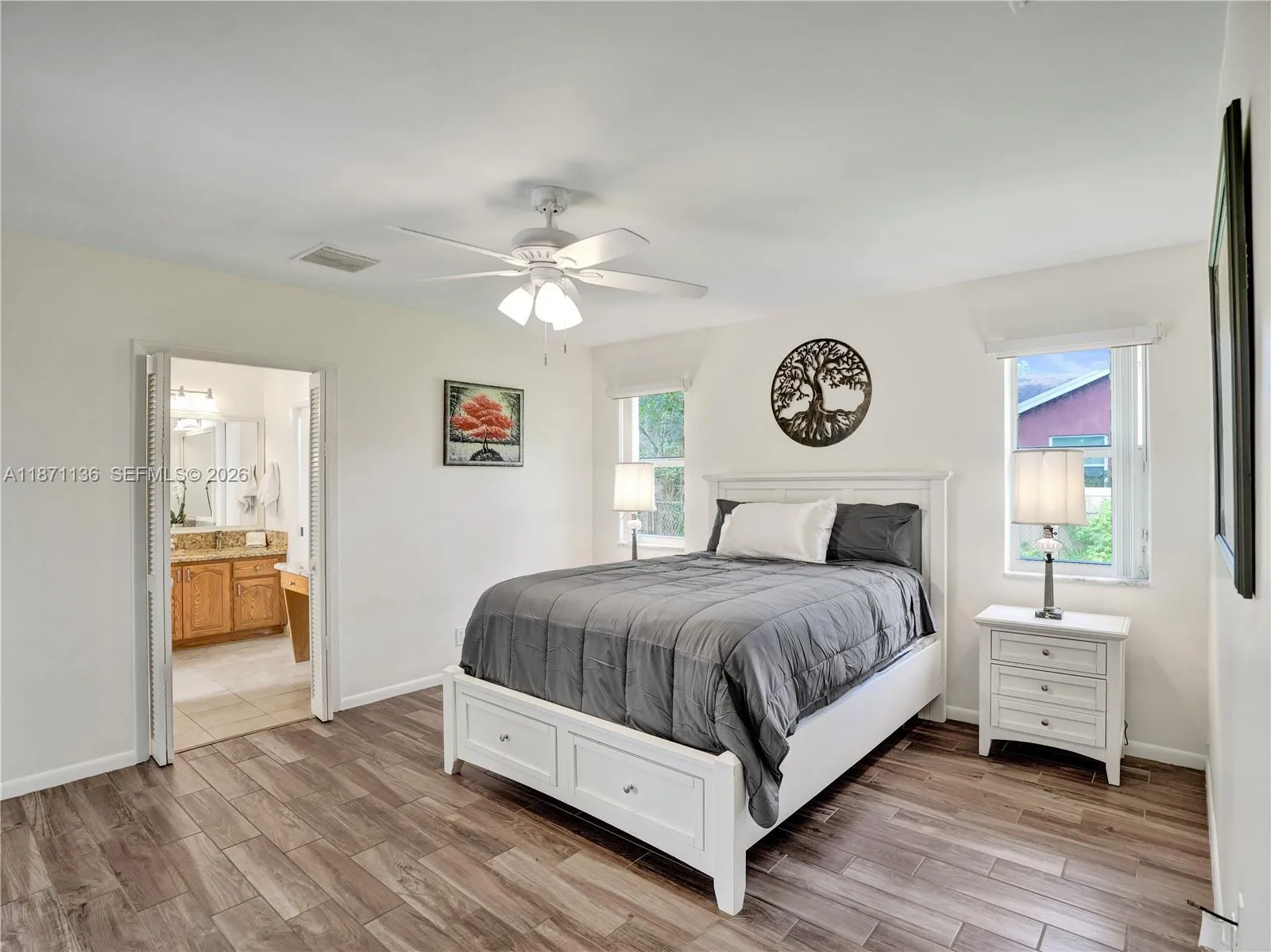 5th Bedroom, on-suite [cabana]