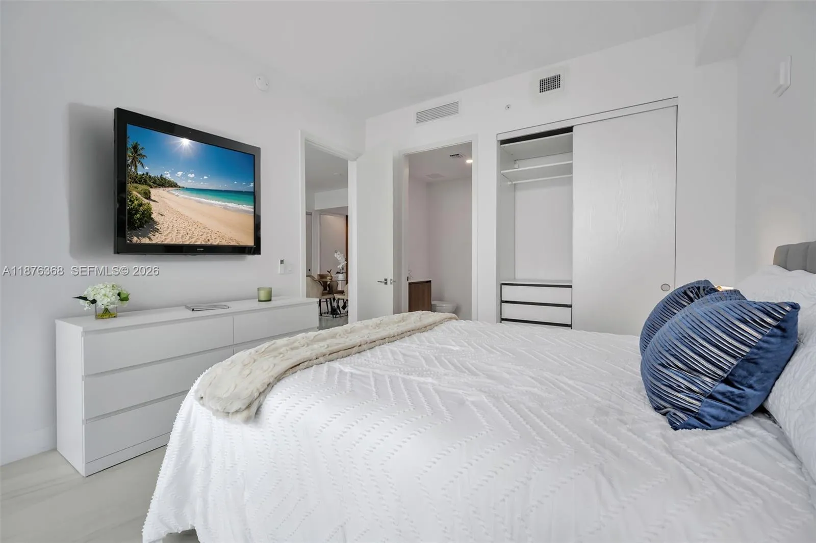 17550 Collins Ave 1003, Sunny Isles Beach, Florida, Sunny Isles Beach, Florida 33160, 2 Bedrooms Bedrooms, ,2 BathroomsBathrooms,Residential,For Sale,17550 Collins Ave 1003, Sunny Isles Beach, Florida,A11876368