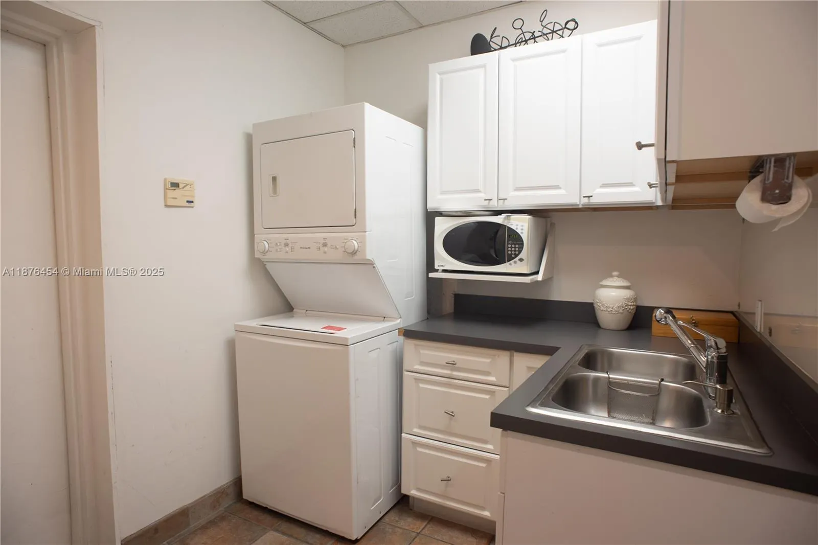 345 Miracle Mile, Coral Gables, Florida 33134, Coral Gables, Florida 33134, ,Business Opportunity,For Sale,345 Miracle Mile, Coral Gables, Florida 33134,A11876454