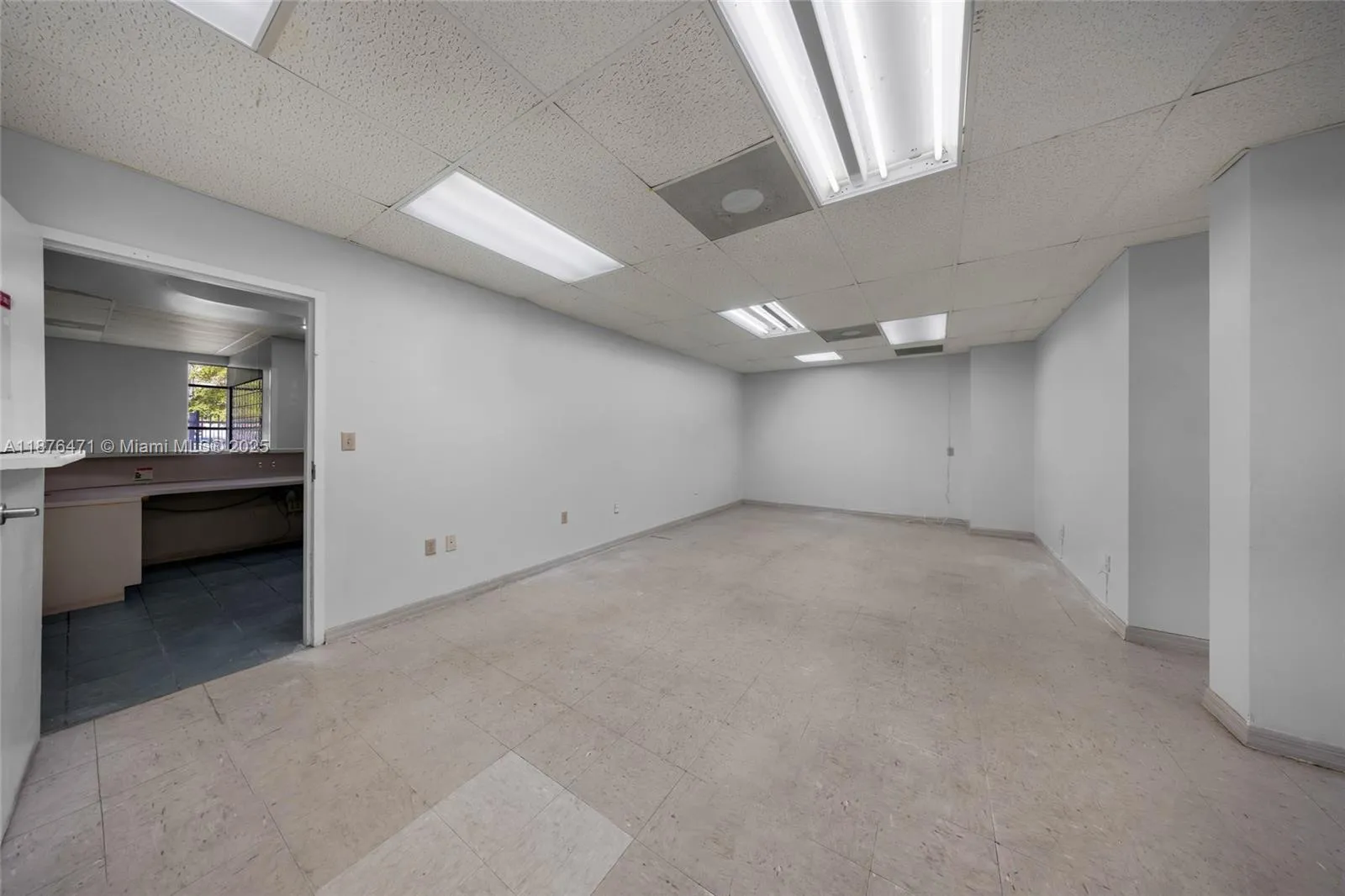 2901 Nw 17th Ave, Miami, Florida 33142, Miami, Florida 33142, ,Commercial Sale,For Sale,2901 Nw 17th Ave, Miami, Florida 33142,A11876471