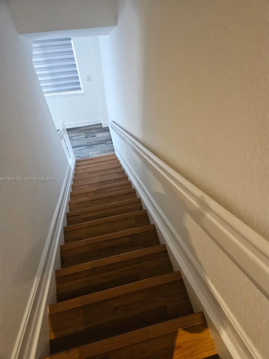 7995 Nw 8th St 103, Miami, Florida 33126, Miami, Florida 33126, 2 Bedrooms Bedrooms, ,2 BathroomsBathrooms,Residential Lease,For Rent,7995 Nw 8th St 103, Miami, Florida 33126,A11876733