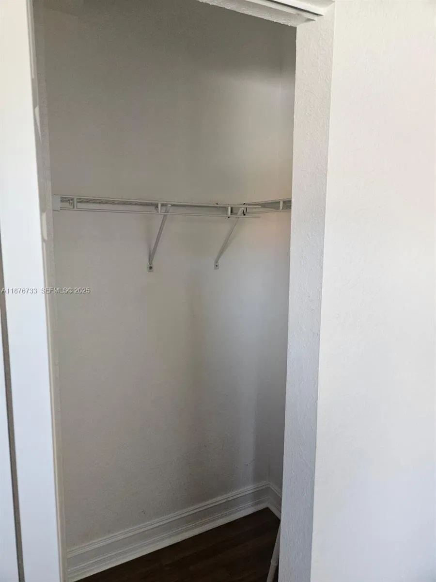 7995 Nw 8th St 103, Miami, Florida 33126, Miami, Florida 33126, 2 Bedrooms Bedrooms, ,2 BathroomsBathrooms,Residential Lease,For Rent,7995 Nw 8th St 103, Miami, Florida 33126,A11876733