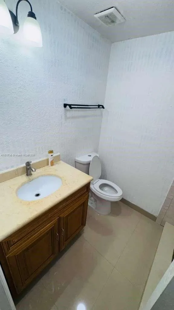 Miami, Florida 33186, 4 Bedrooms Bedrooms, ,3 BathroomsBathrooms,Residential,For Sale,A11876748