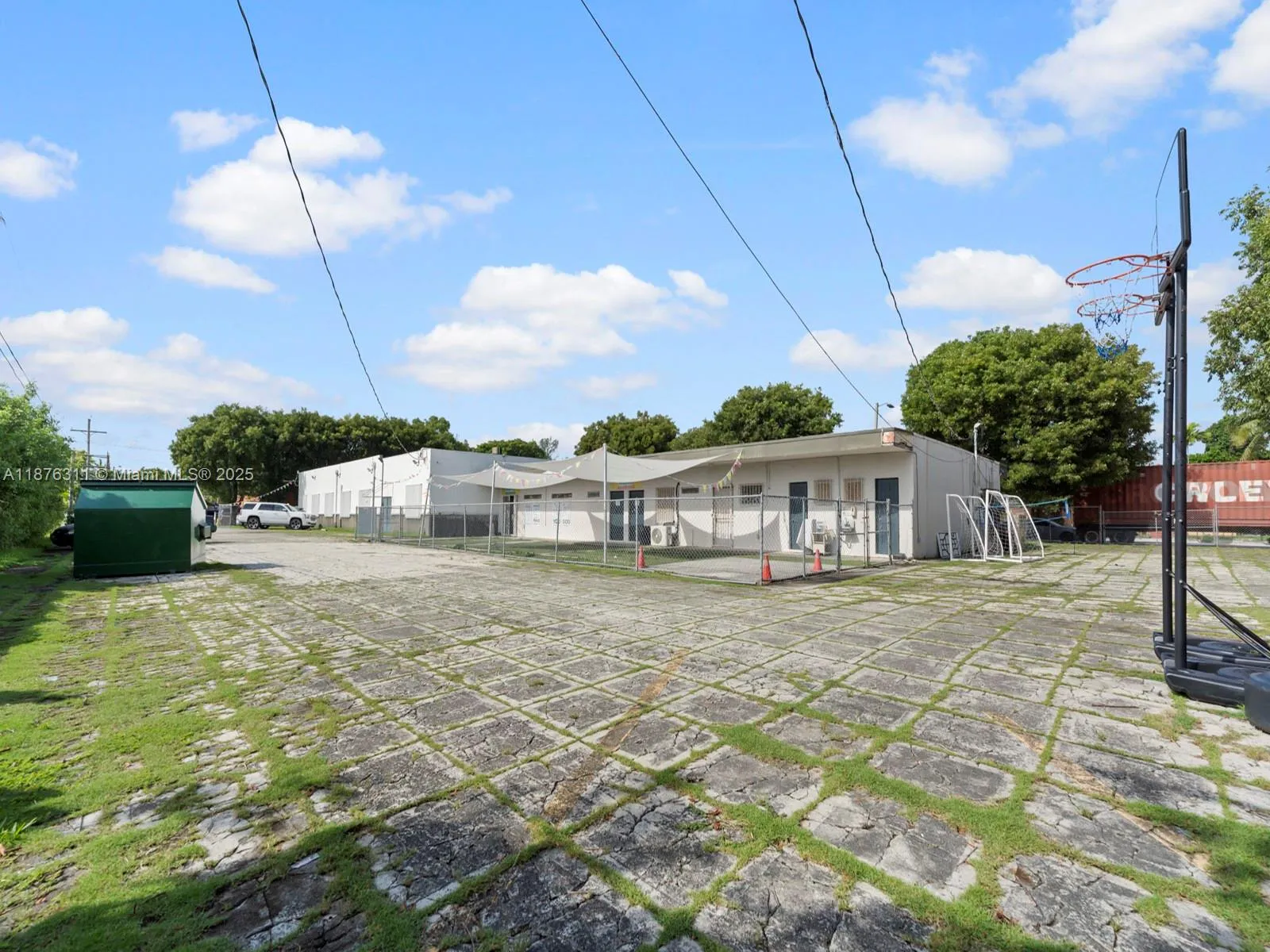3001 Nw 22nd Ave, Miami, Florida 33142, Miami, Florida 33142, ,Commercial Sale,For Sale,3001 Nw 22nd Ave, Miami, Florida 33142,A11876311