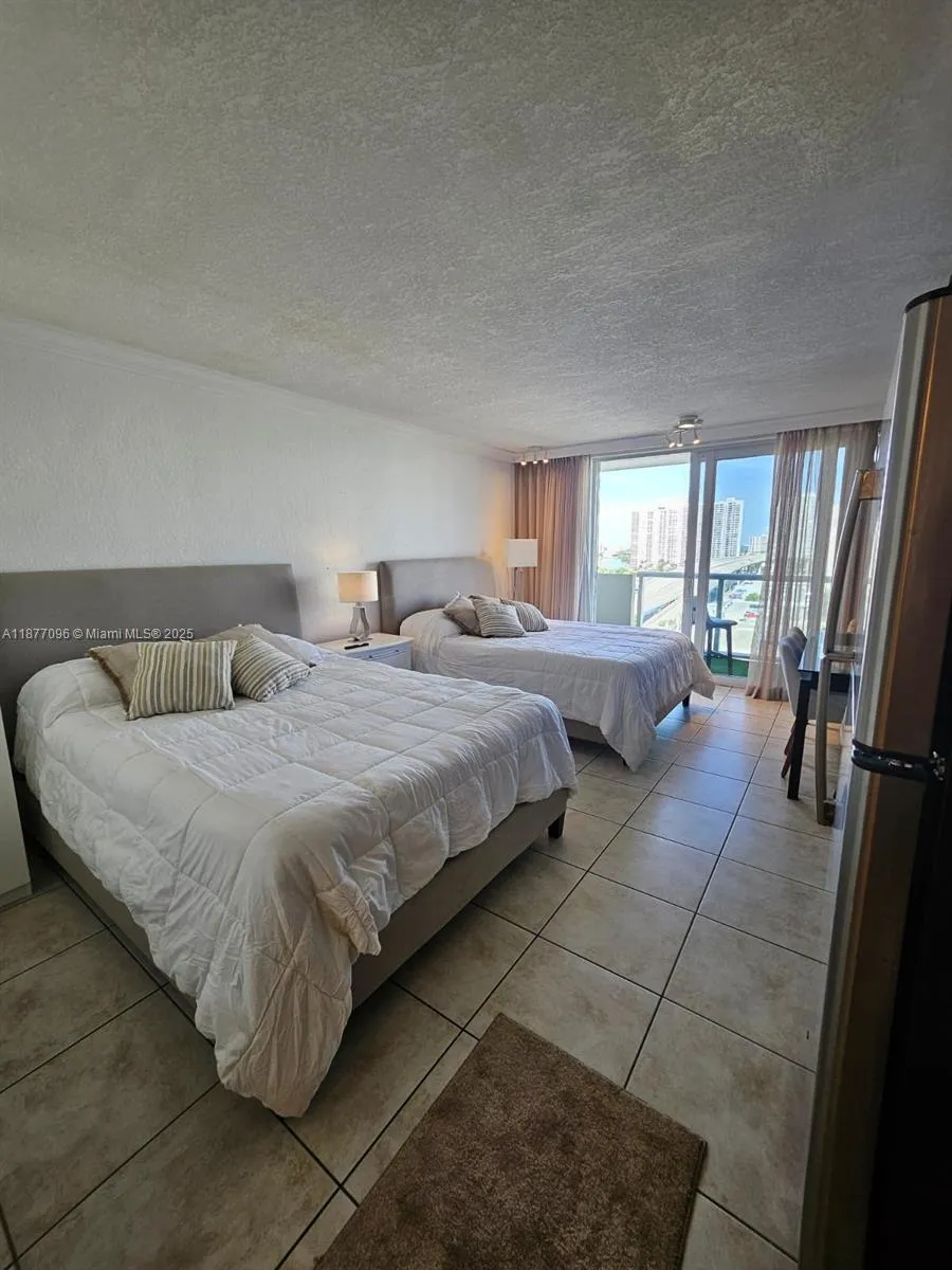 19201 Collins Ave 1036, Sunny Isles Beach, Florida, Sunny Isles Beach, Florida 33160, ,1 BathroomBathrooms,Residential Lease,For Rent,19201 Collins Ave 1036, Sunny Isles Beach, Florida,A11877096