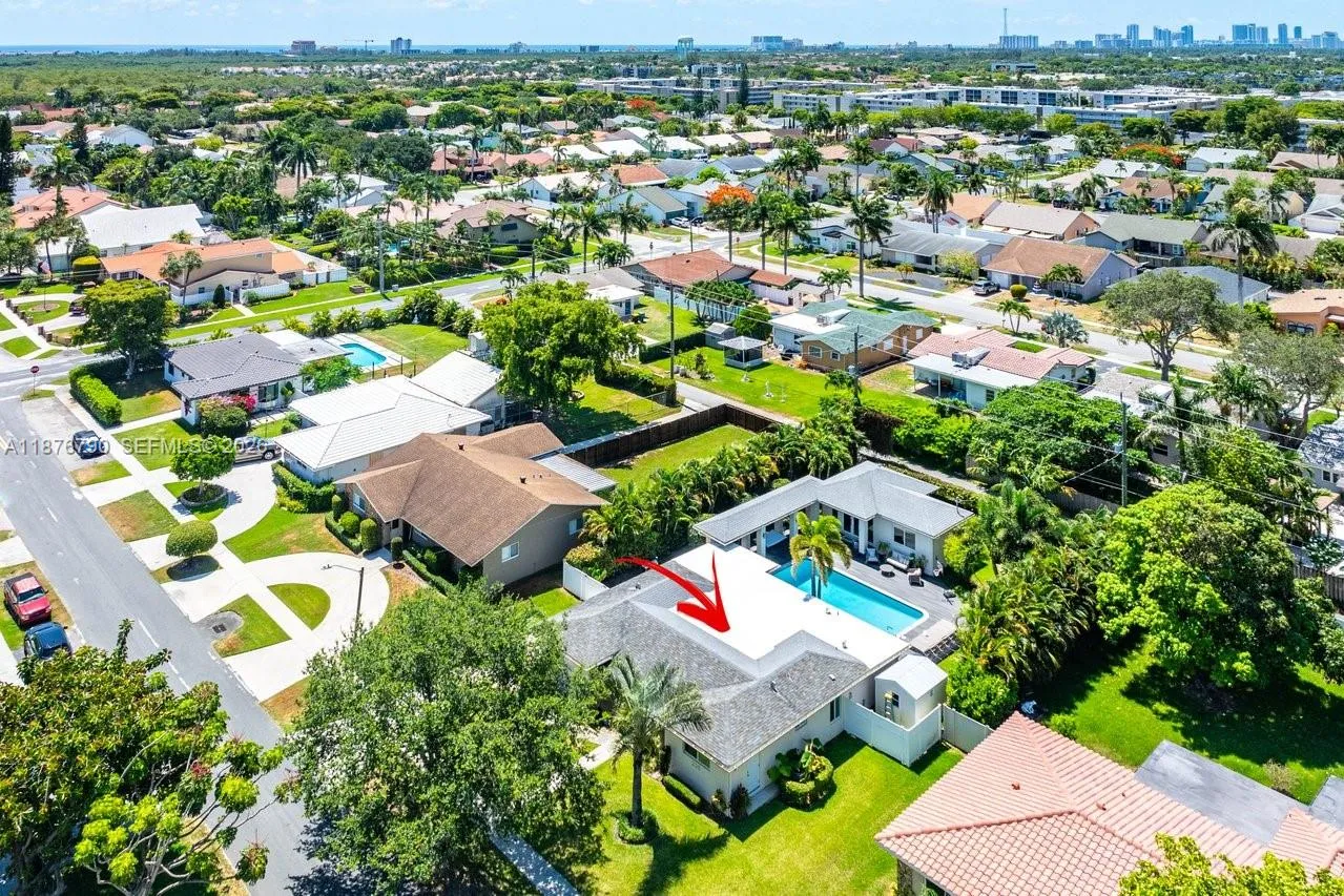 235 Se 6th St, Dania Beach, Florida 33004, Dania Beach, Florida 33004, 5 Bedrooms Bedrooms, ,3 BathroomsBathrooms,Residential,For Sale,235 Se 6th St, Dania Beach, Florida 33004,A11876790