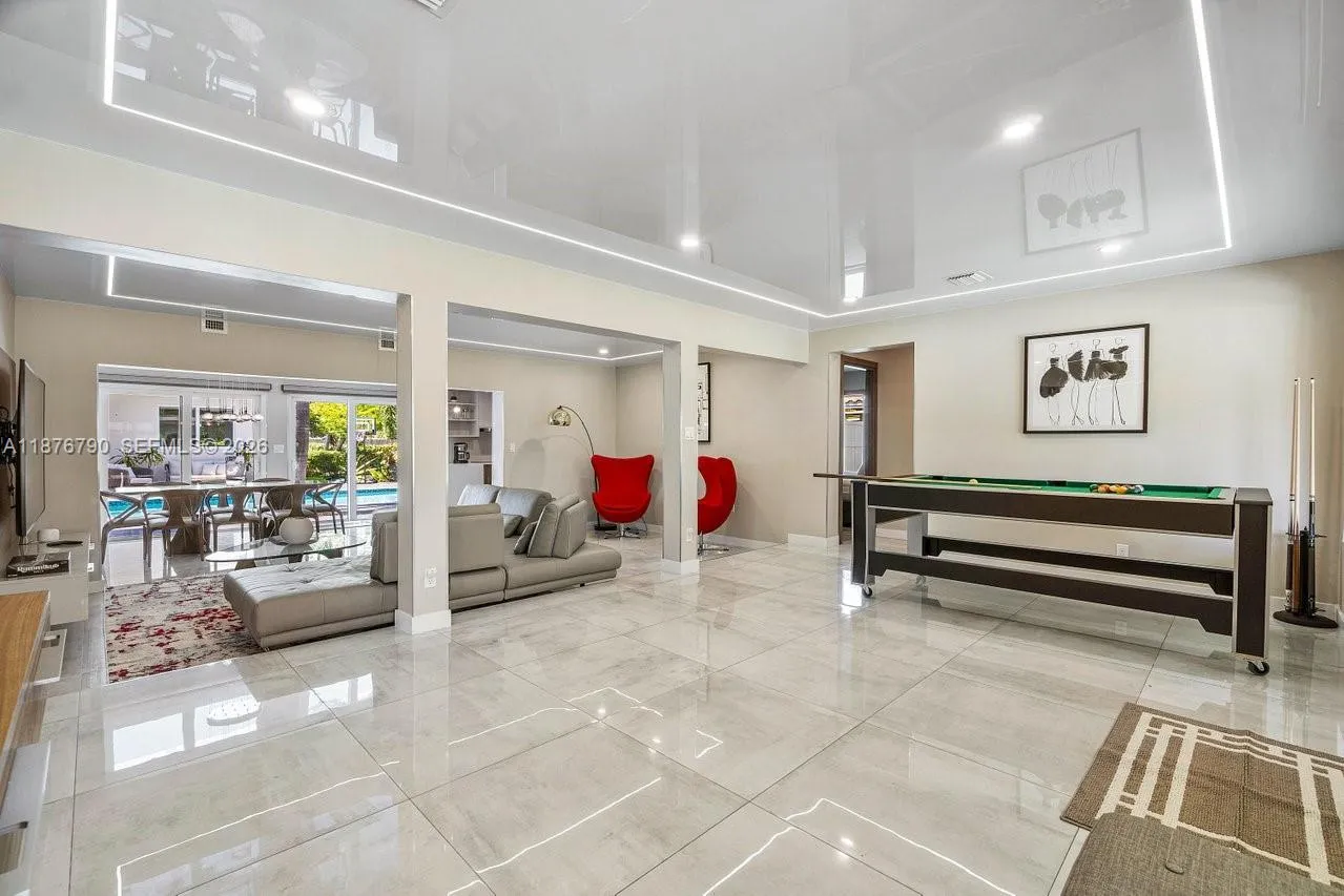 235 Se 6th St, Dania Beach, Florida 33004, Dania Beach, Florida 33004, 5 Bedrooms Bedrooms, ,3 BathroomsBathrooms,Residential,For Sale,235 Se 6th St, Dania Beach, Florida 33004,A11876790