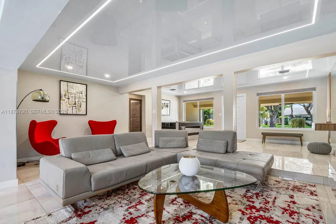 235 Se 6th St, Dania Beach, Florida 33004, Dania Beach, Florida 33004, 5 Bedrooms Bedrooms, ,3 BathroomsBathrooms,Residential,For Sale,235 Se 6th St, Dania Beach, Florida 33004,A11876790