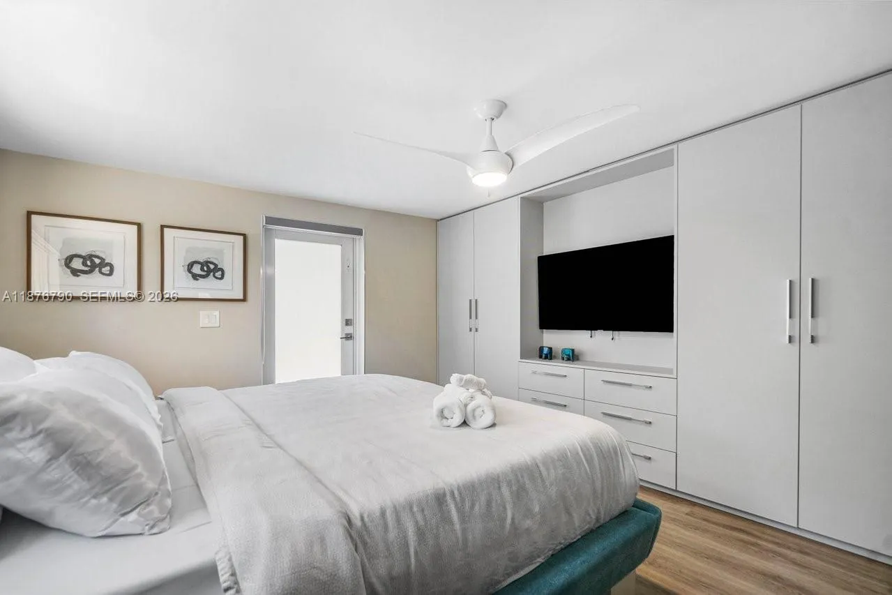 235 Se 6th St, Dania Beach, Florida 33004, Dania Beach, Florida 33004, 5 Bedrooms Bedrooms, ,3 BathroomsBathrooms,Residential,For Sale,235 Se 6th St, Dania Beach, Florida 33004,A11876790