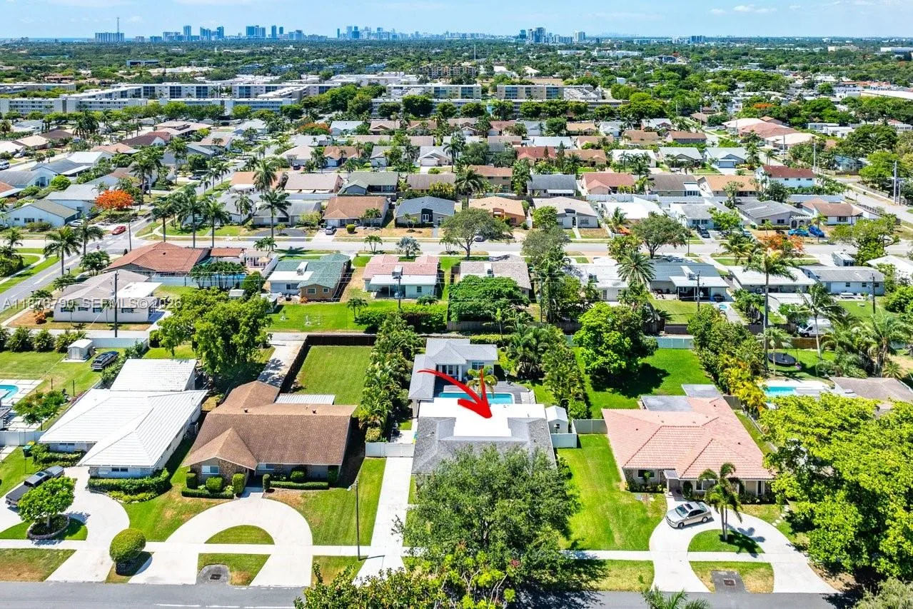 235 Se 6th St, Dania Beach, Florida 33004, Dania Beach, Florida 33004, 5 Bedrooms Bedrooms, ,3 BathroomsBathrooms,Residential,For Sale,235 Se 6th St, Dania Beach, Florida 33004,A11876790