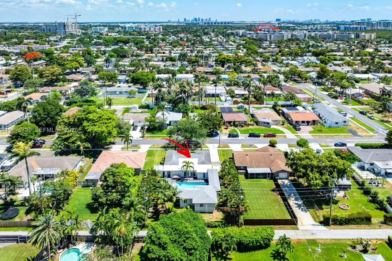 235 Se 6th St, Dania Beach, Florida 33004, Dania Beach, Florida 33004, 5 Bedrooms Bedrooms, ,3 BathroomsBathrooms,Residential,For Sale,235 Se 6th St, Dania Beach, Florida 33004,A11876790