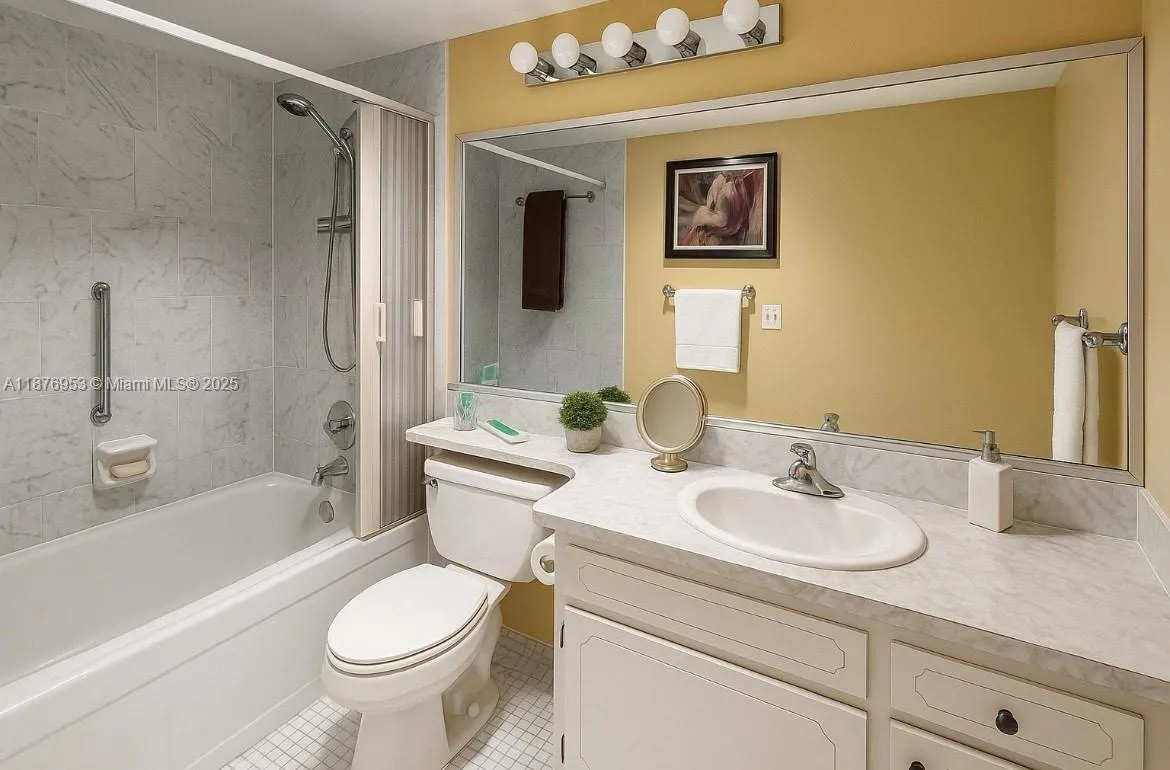 671 S Hollybrook Dr 302, Pembroke Pines, Florida 3, Pembroke Pines, Florida 33025, 2 Bedrooms Bedrooms, ,2 BathroomsBathrooms,Residential,For Sale,671 S Hollybrook Dr 302, Pembroke Pines, Florida 3,A11876953