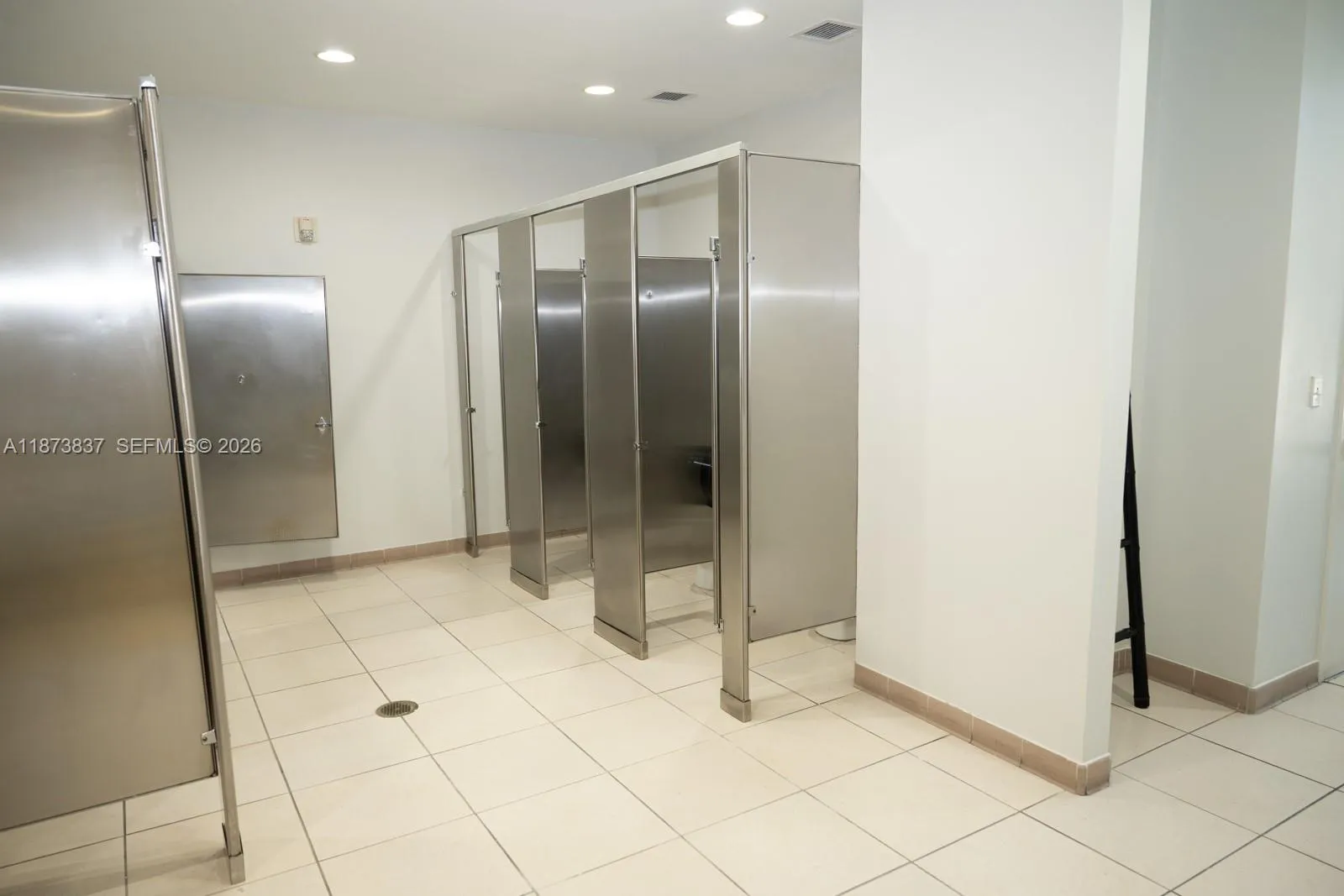 2775 Ne 187th St Ph24, Aventura, Florida 33180, Aventura, Florida 33180, 2 Bedrooms Bedrooms, ,2 BathroomsBathrooms,Residential,For Sale,2775 Ne 187th St Ph24, Aventura, Florida 33180,A11873837