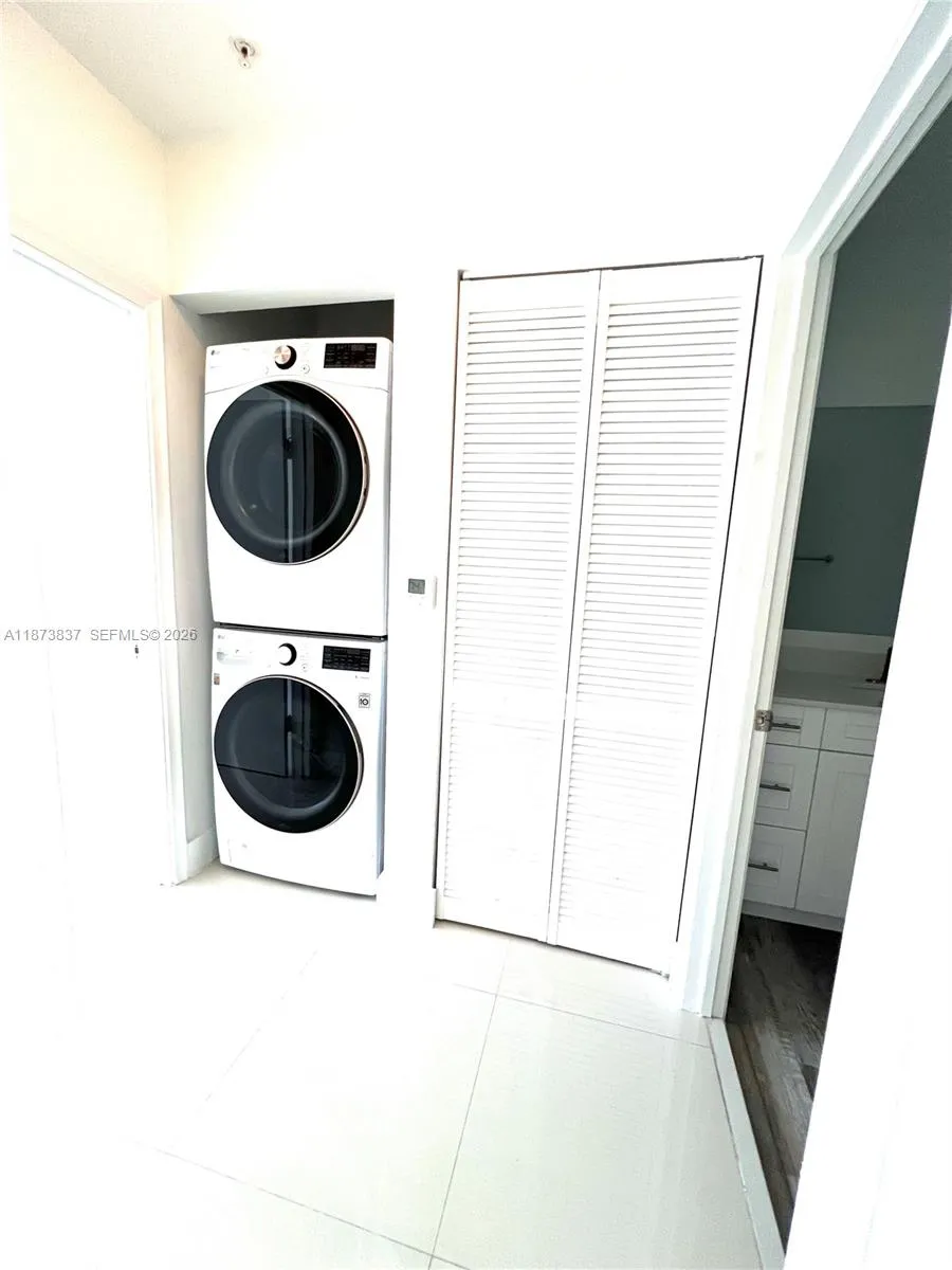 2775 Ne 187th St Ph24, Aventura, Florida 33180, Aventura, Florida 33180, 2 Bedrooms Bedrooms, ,2 BathroomsBathrooms,Residential,For Sale,2775 Ne 187th St Ph24, Aventura, Florida 33180,A11873837