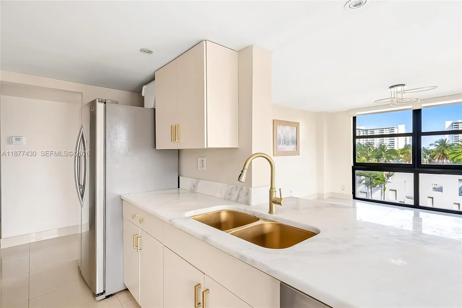 3031 N Ocean Blvd 406, Fort Lauderdale, Florida 33, Fort Lauderdale, Florida 33308, 3 Bedrooms Bedrooms, ,2 BathroomsBathrooms,Residential,For Sale,3031 N Ocean Blvd 406, Fort Lauderdale, Florida 33,A11877430