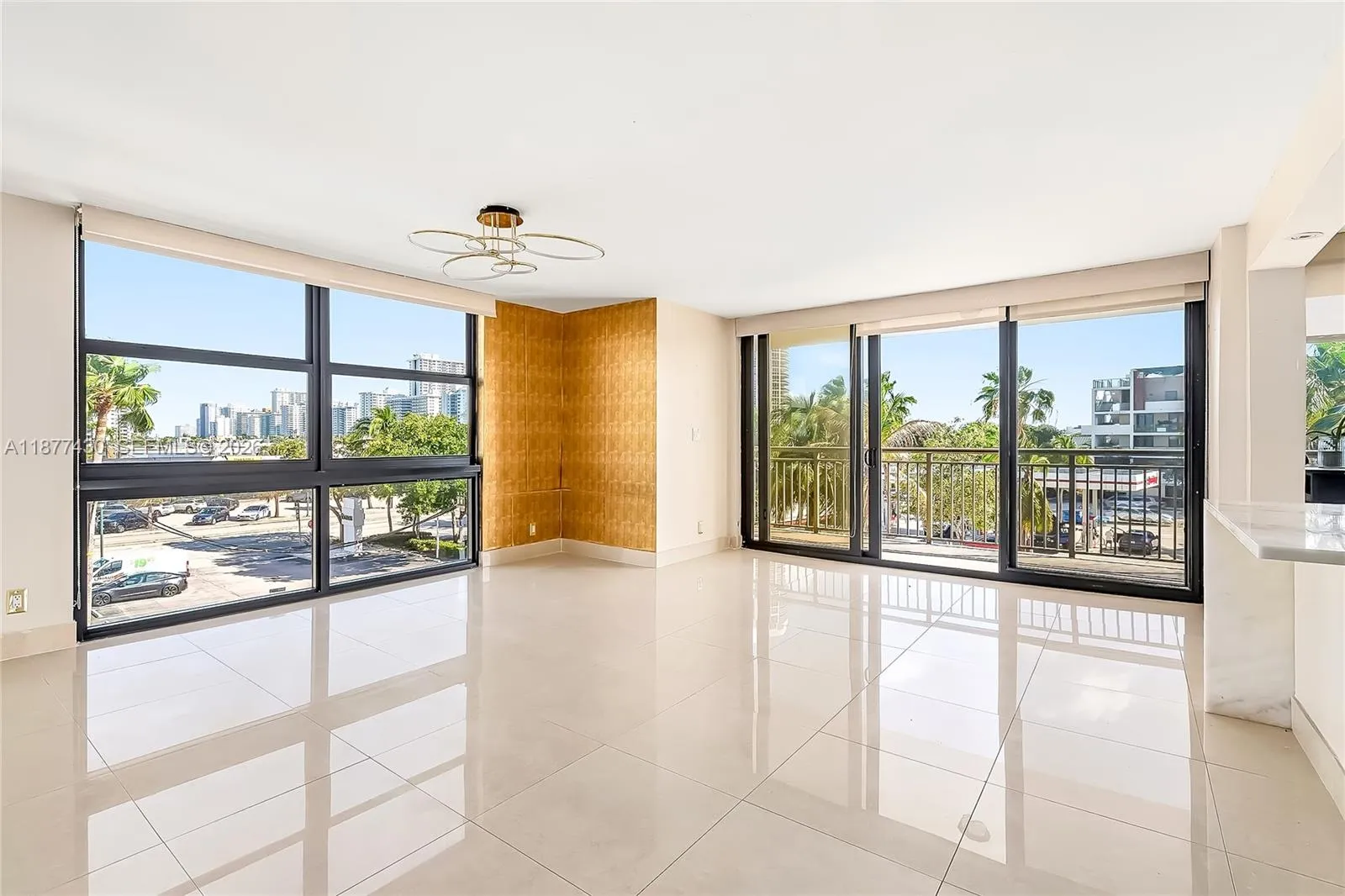 3031 N Ocean Blvd 406, Fort Lauderdale, Florida 33, Fort Lauderdale, Florida 33308, 3 Bedrooms Bedrooms, ,2 BathroomsBathrooms,Residential,For Sale,3031 N Ocean Blvd 406, Fort Lauderdale, Florida 33,A11877430