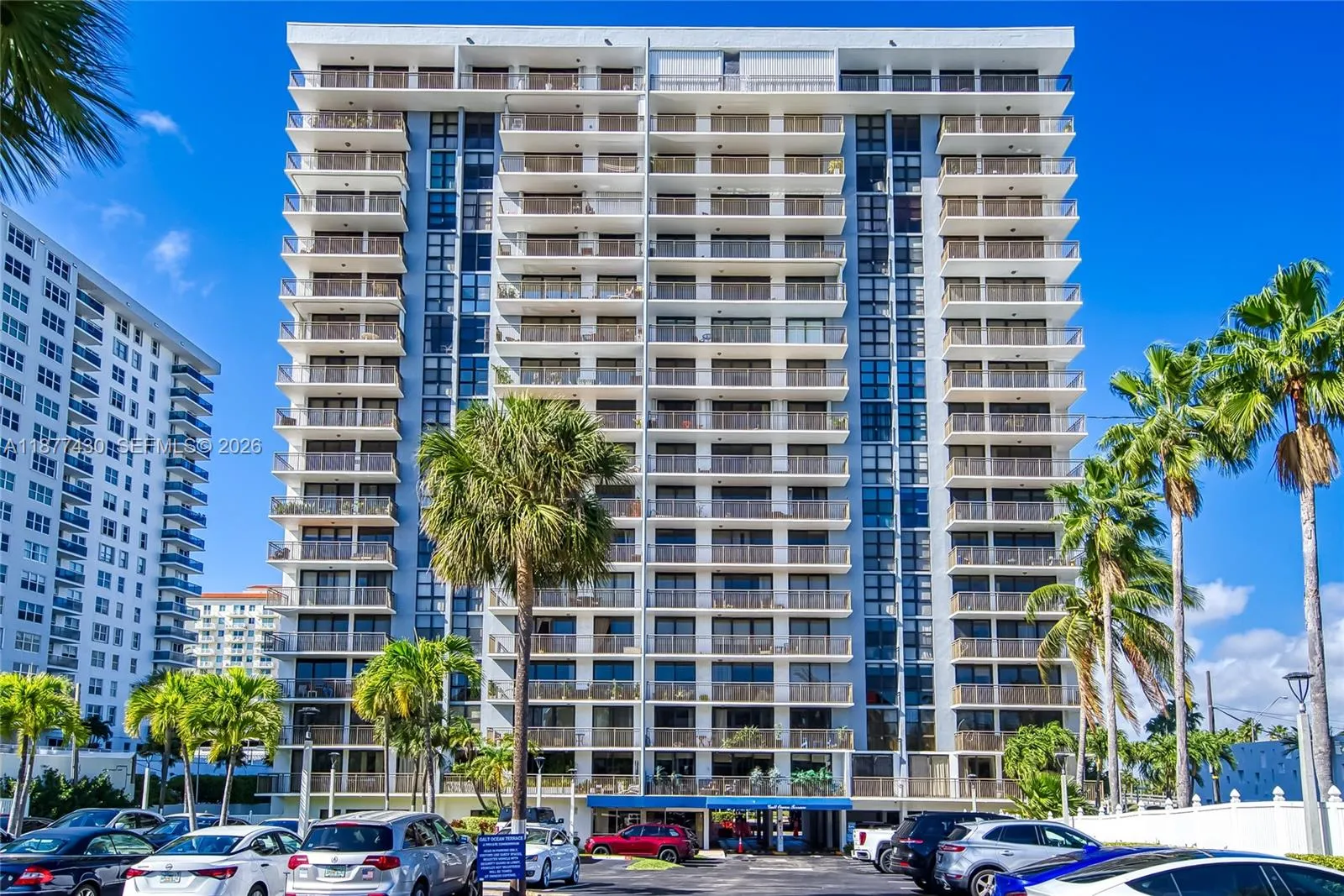 3031 N Ocean Blvd 406, Fort Lauderdale, Florida 33, Fort Lauderdale, Florida 33308, 3 Bedrooms Bedrooms, ,2 BathroomsBathrooms,Residential,For Sale,3031 N Ocean Blvd 406, Fort Lauderdale, Florida 33,A11877430