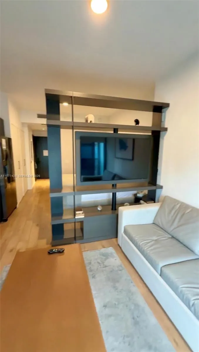 398 Ne 5th St 2316, Miami, Florida 33132, Miami, Florida 33132, ,1 BathroomBathrooms,Residential,For Sale,398 Ne 5th St 2316, Miami, Florida 33132,A11877428