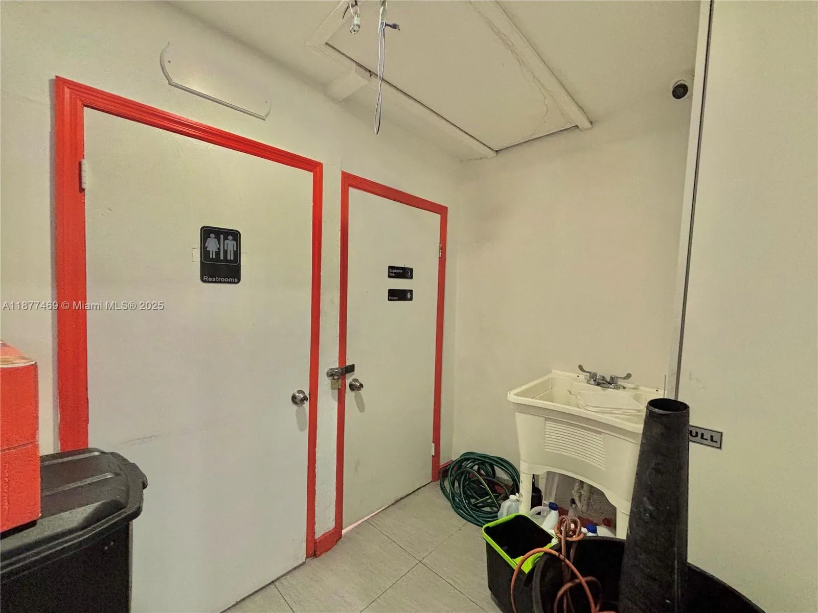 Cafeteria / Bar For Sale By The Palmetto, Miami, F, Miami, Florida 33155, ,Business Opportunity,For Sale,Cafeteria / Bar For Sale By The Palmetto, Miami, F,A11877469